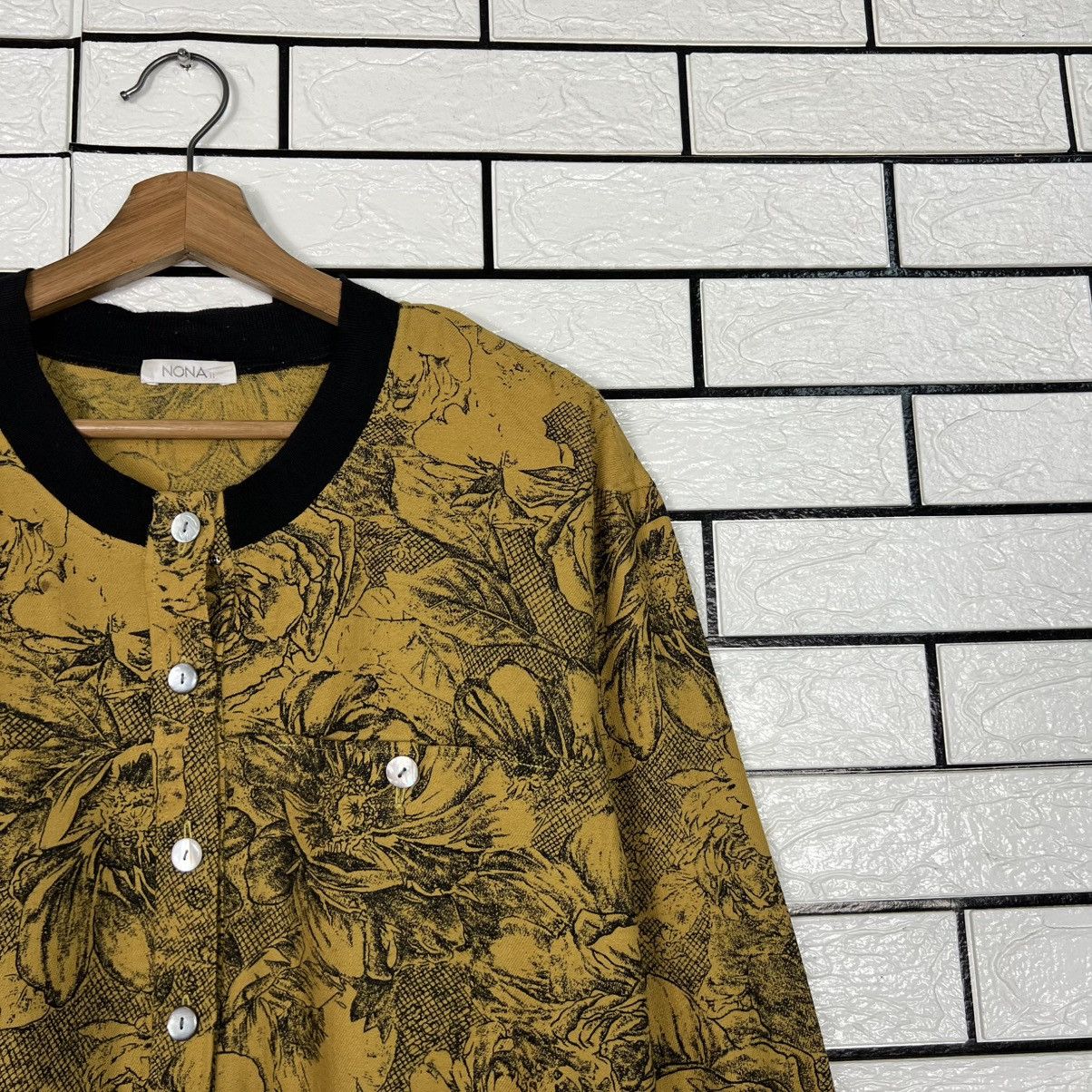 Japanese Brand Vintage Art Florals Print Wool Silk Button Jacket #4115-C187 Size M / US 6-8 / IT 42-44 - 4 Thumbnail