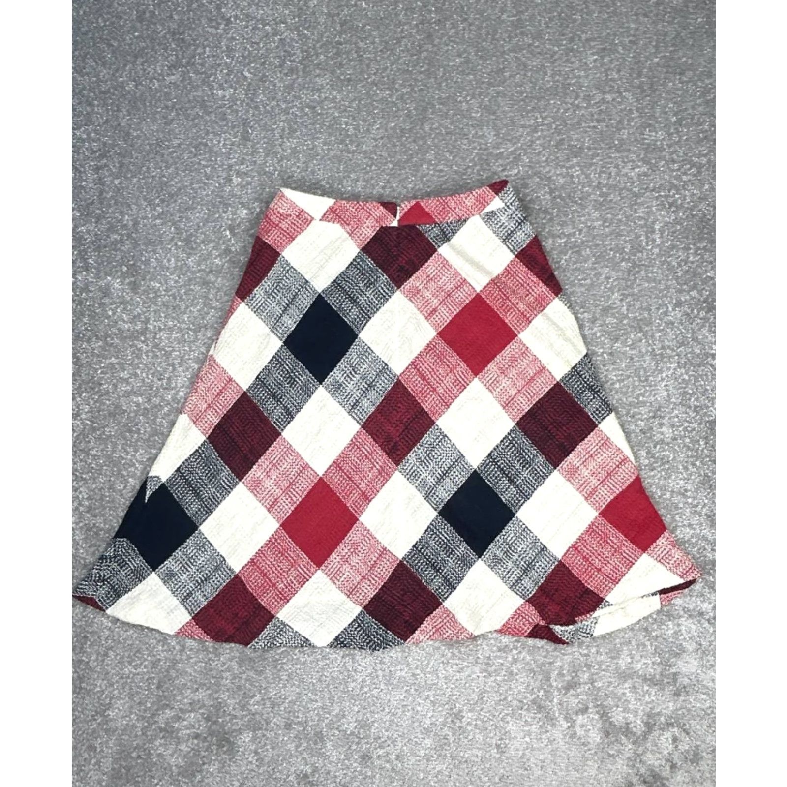 Brooks Brothers Brooks Brothers Skirt Womens 10 Plaid Red Fleece Stretch Knit Cotton Polyester Spandex Flare Knee Length Zipper Casual Travel Classic Modern Size 32" / US 10 / IT 46 - 2 Thumbnail