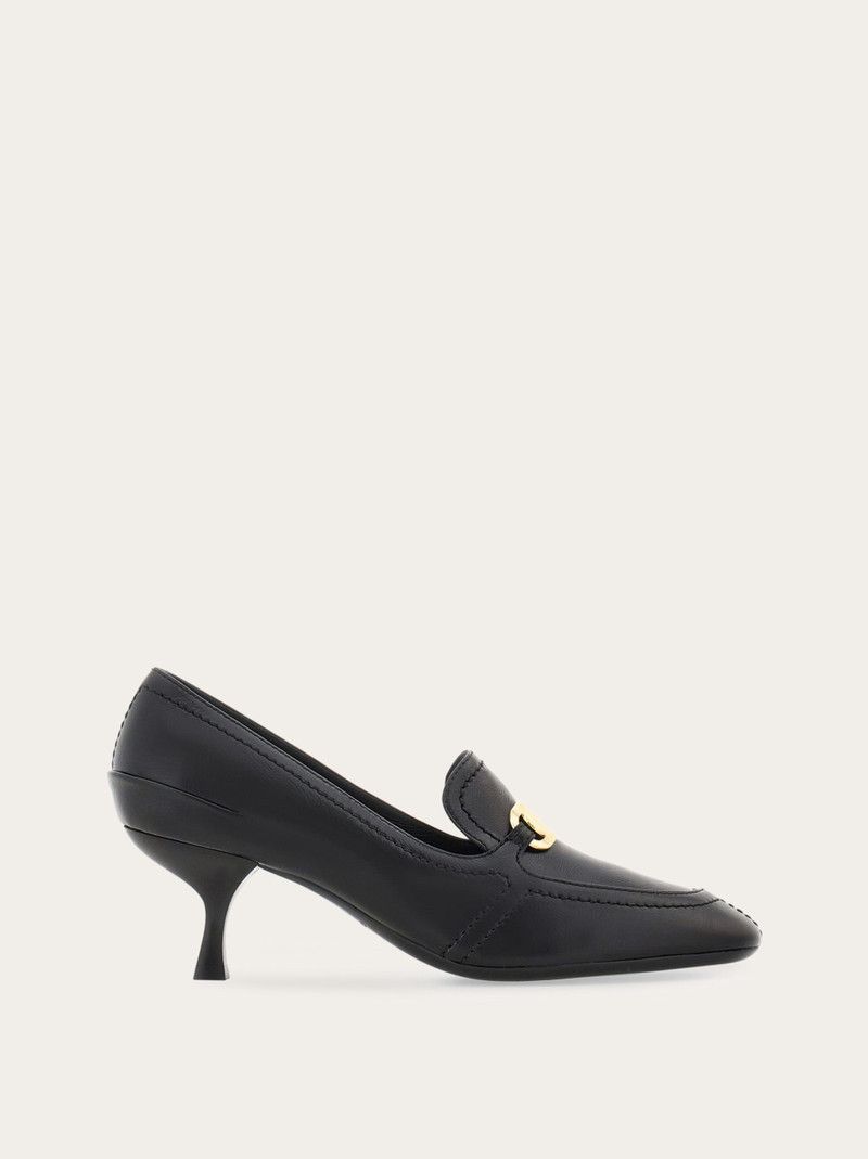 o1s1rm1225 Kitten Heel Loafers in Black