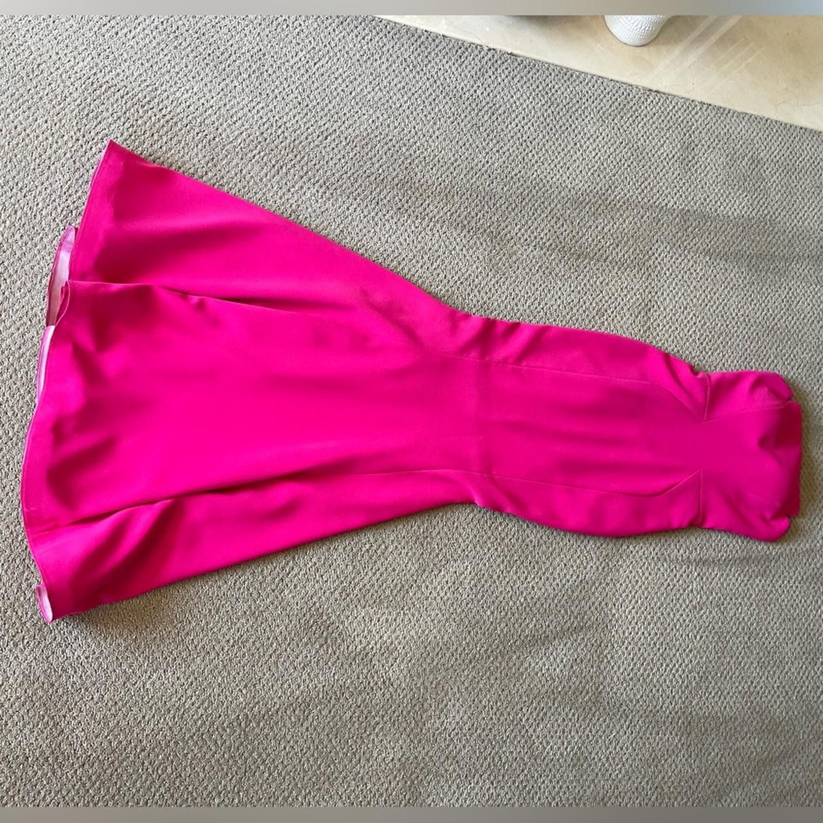Jil Stuart Fuschia Jill Stuart Pink Notched Strapless Mermaid Gown Size XS / US 0-2 / IT 36-38 - 4 Thumbnail