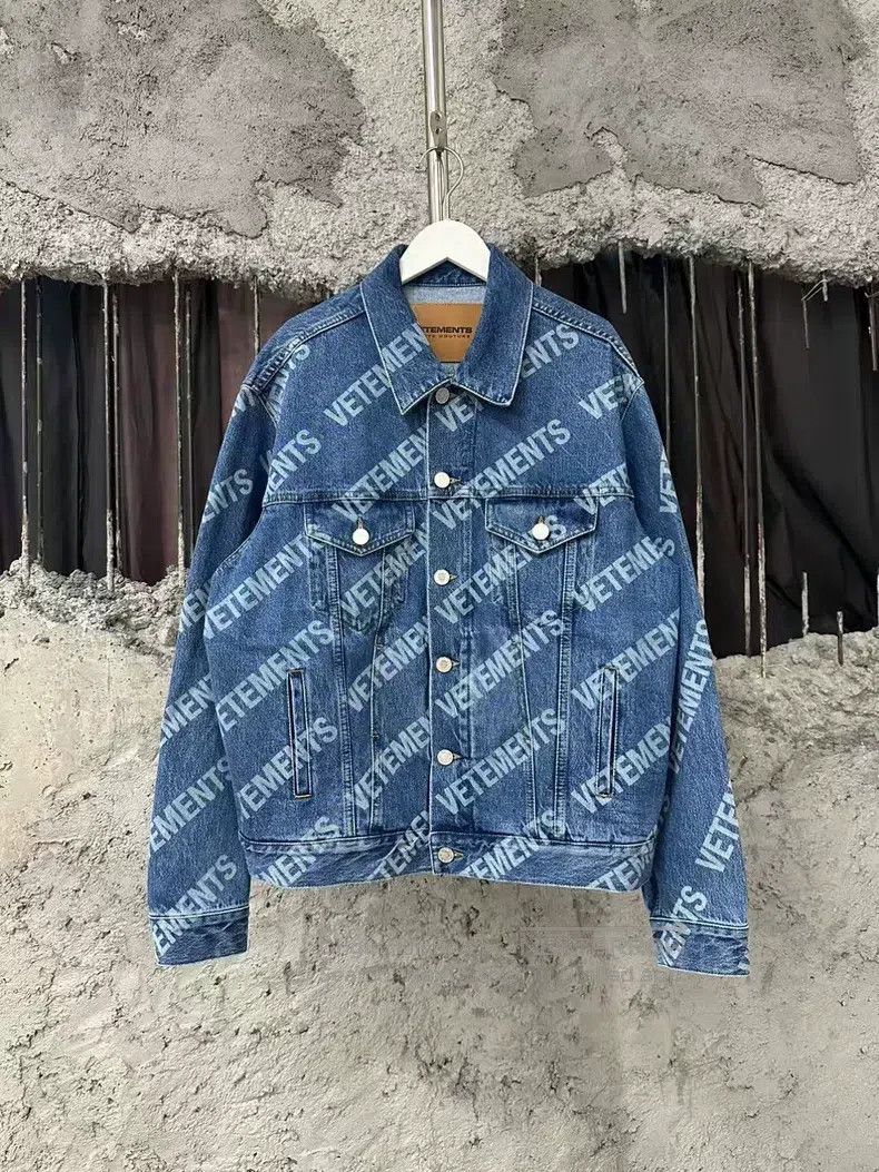 Vetements Vetements Bulletproof Logo Denim Jacket Size US XS / EU 42 / 0 - 1 Thumbnail