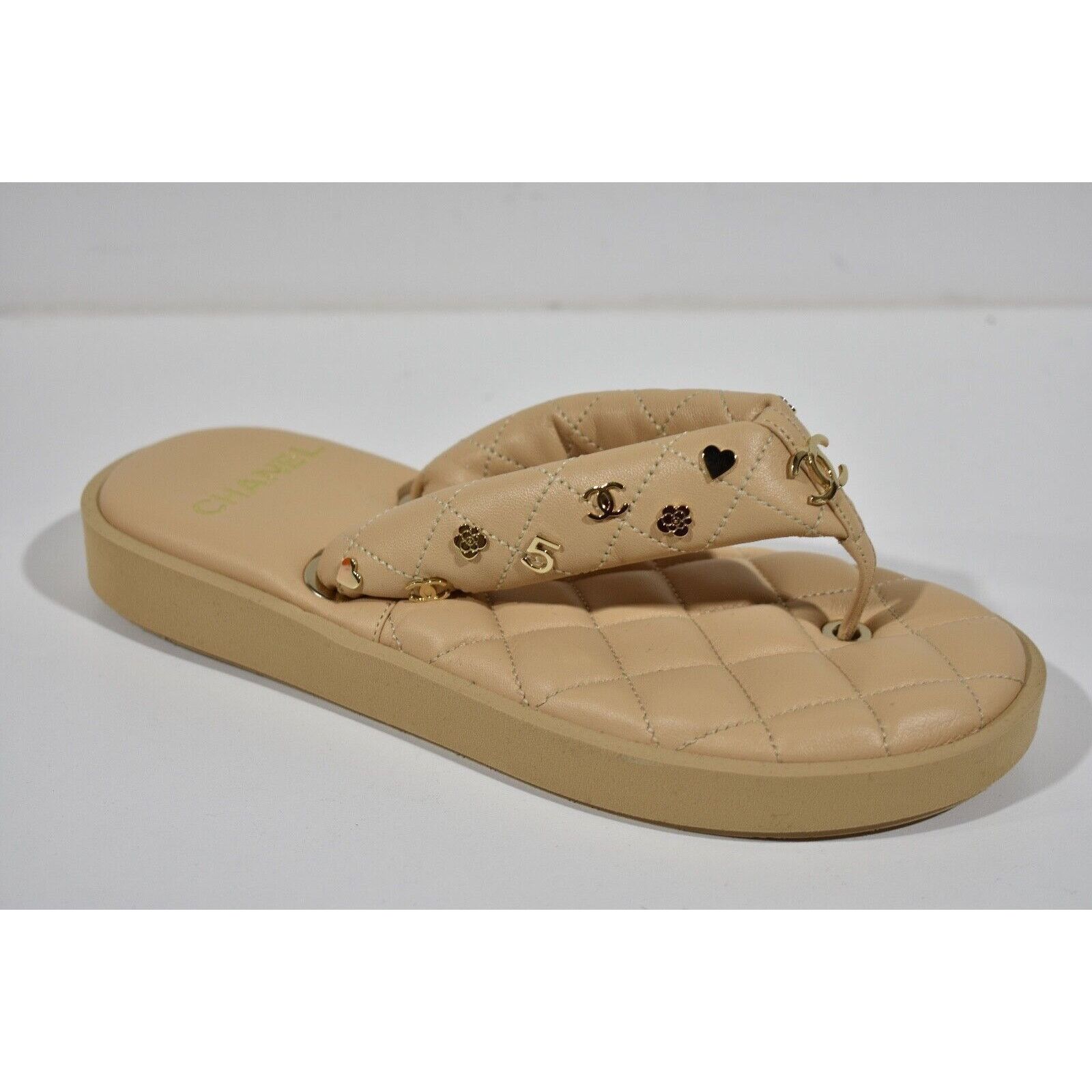 Chanel Chanel 23P Beige Quilted Charms Padded Pool Thong Logo Size US 6 / IT 36 - 4 Thumbnail