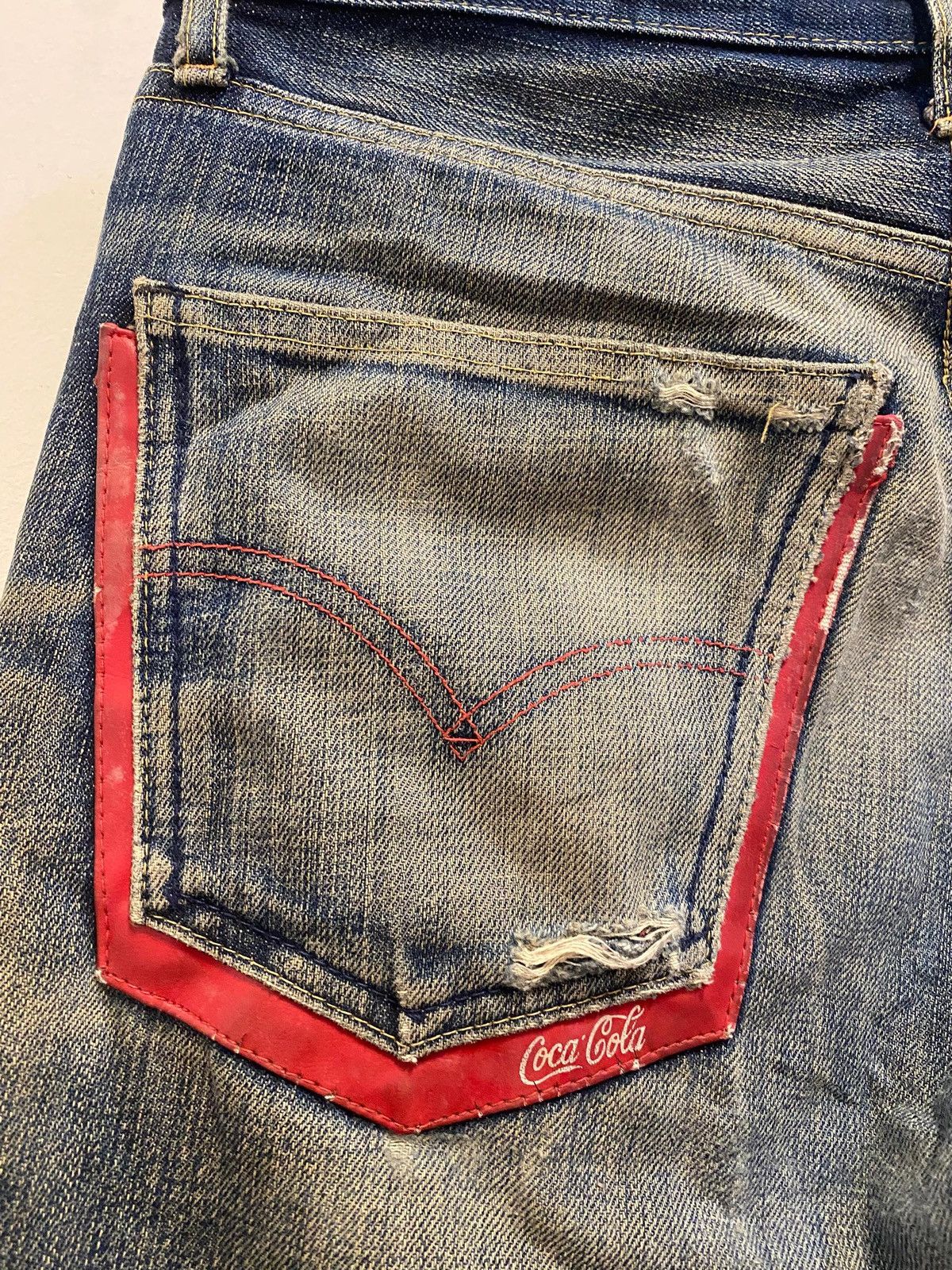 Levi's Vintage Clothing Levi’s 501XX Big E × Coca-Cola Edition Redline Selvedge Size US 30 / EU 46 - 6 Thumbnail