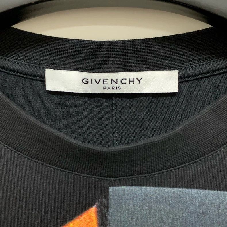 Givenchy Givenchy Classic Deer Short Sleeve T-Shirt 2506-Nextarrow Size US M / EU 48-50 / 2 - 2 Thumbnail