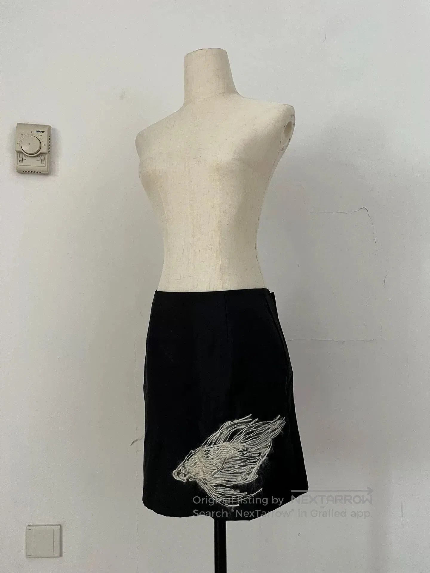 Beauty Beast beauty:beast Gold Thread Skirt. Size 37" - 1 Thumbnail