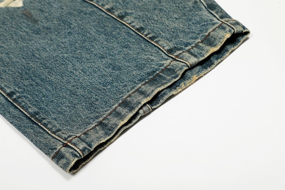 Vintage American washed distressed men's ripped jeans Size US 32 / EU 48 - 6 Thumbnail