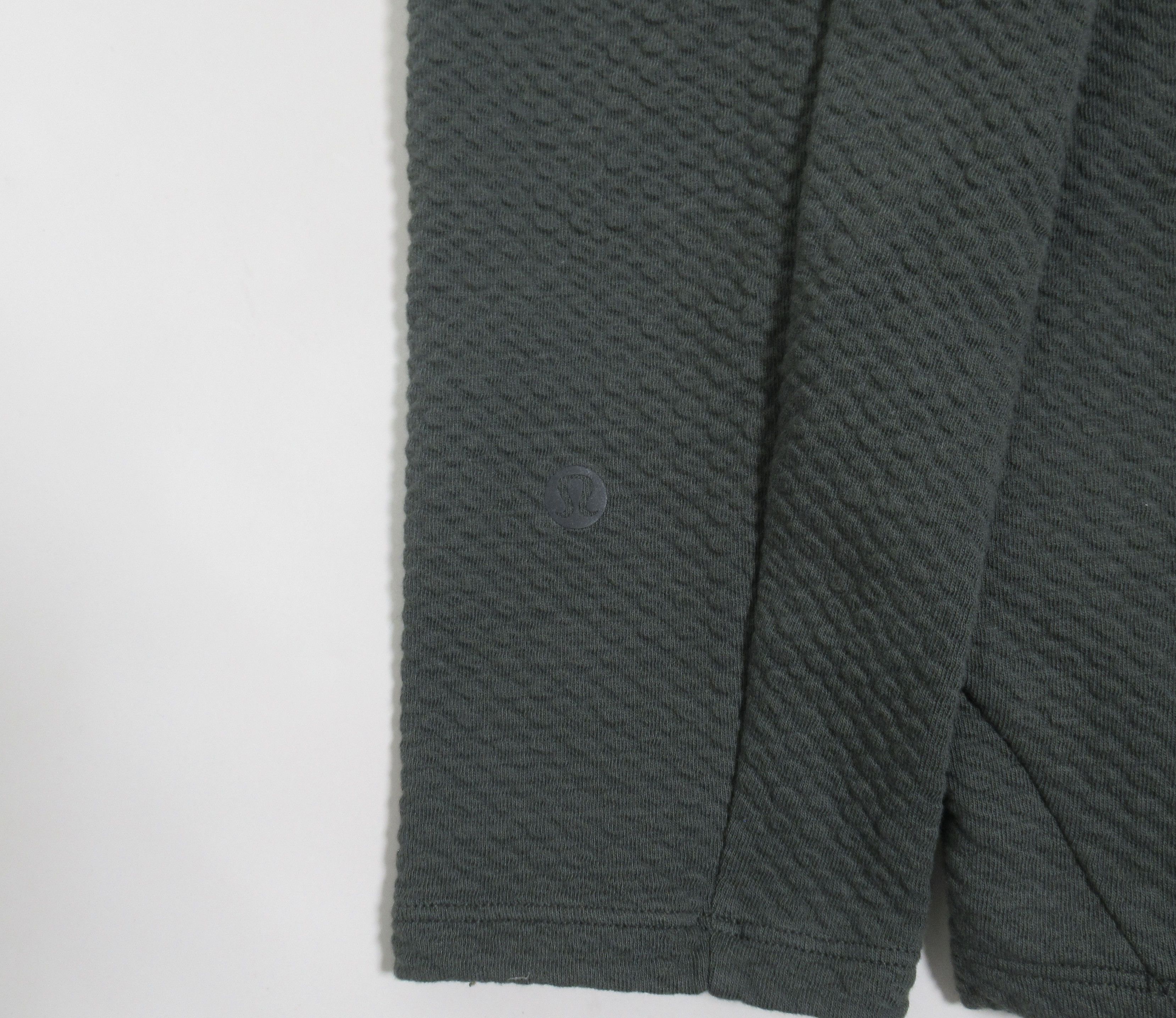 Lululemon Lululemon Men's At Ease Hoodie Smoked Spruce Size S Size US S / EU 44-46 / 1 - 9 Thumbnail