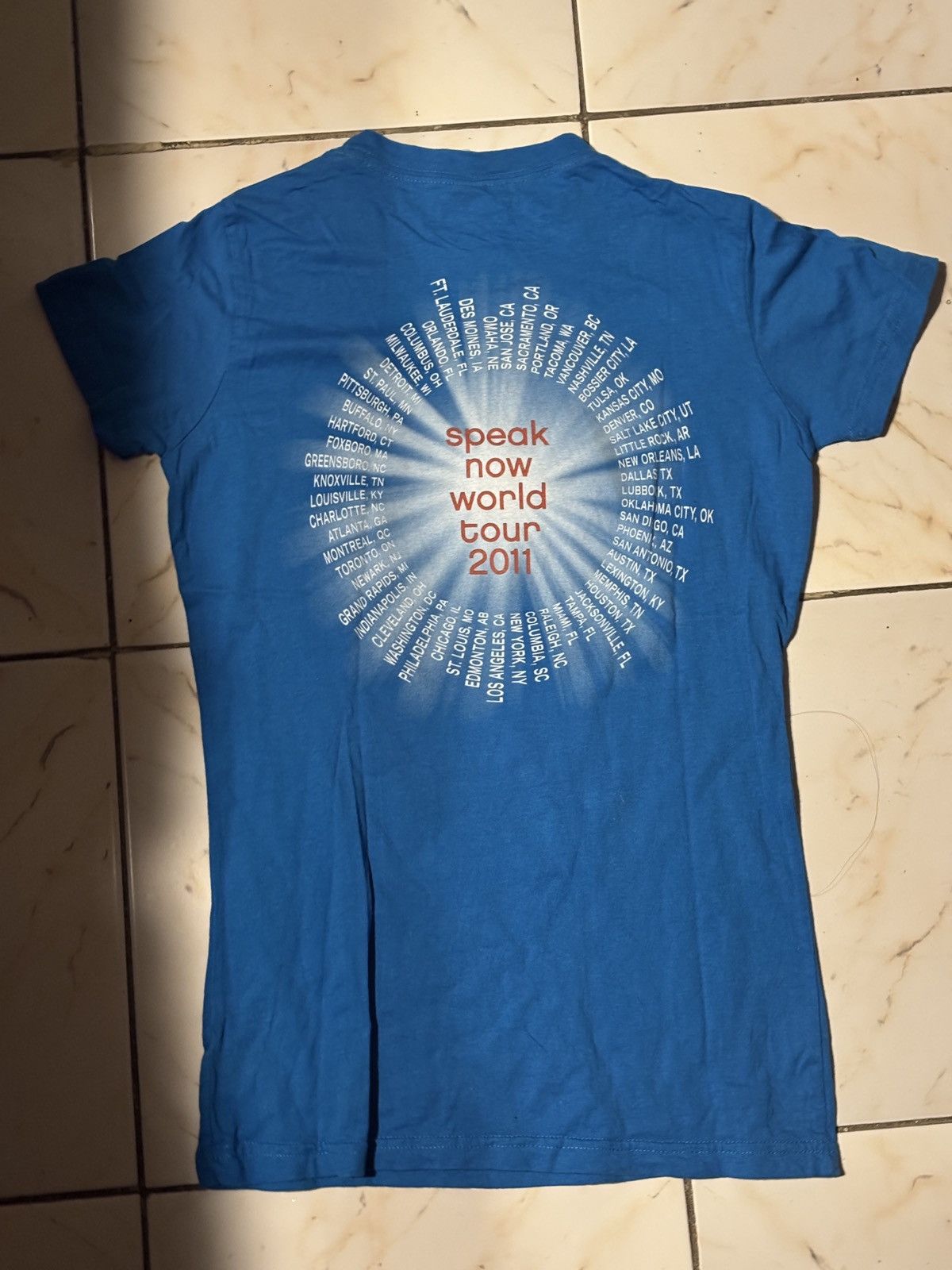 Tultex Rare Taylor Swift 2011 Speak Now Tour Shirt Size S / US 4 / IT 40 - 2 Thumbnail