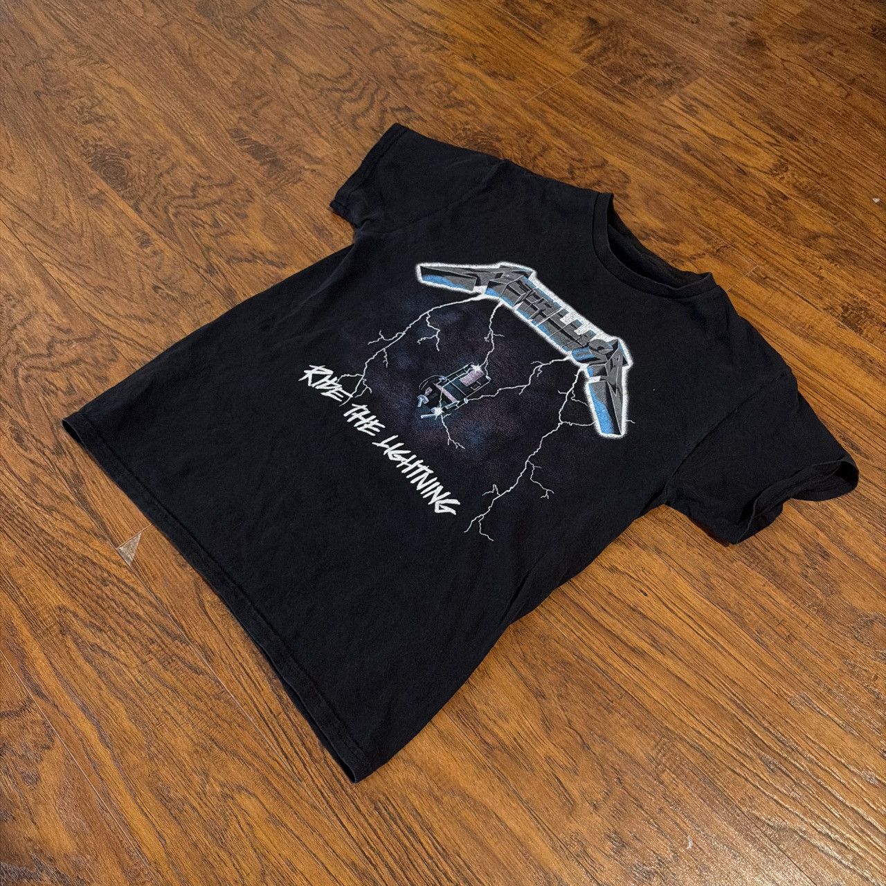 Metallica Vintage Metallica “Ride the Lightning” graphic tee Size US M / EU 48-50 / 2 - 3 Thumbnail