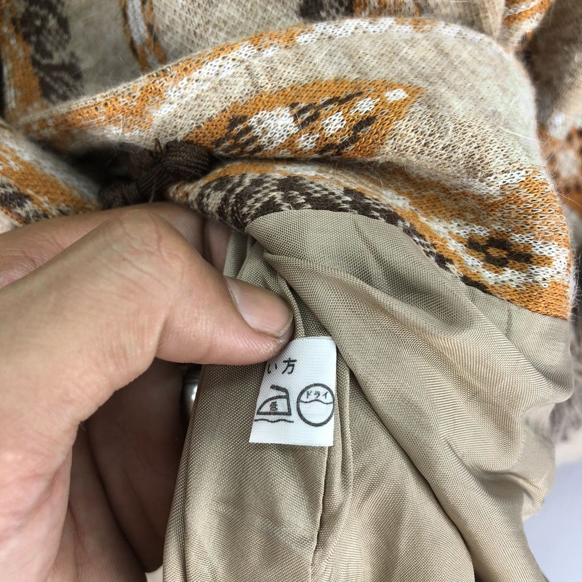 Le Grande Bleu (L.G.B.) Vintage Japanese Brand Flame Native Motif Wool Yukata Kimono Size S / US 4 / IT 40 - 13 Thumbnail