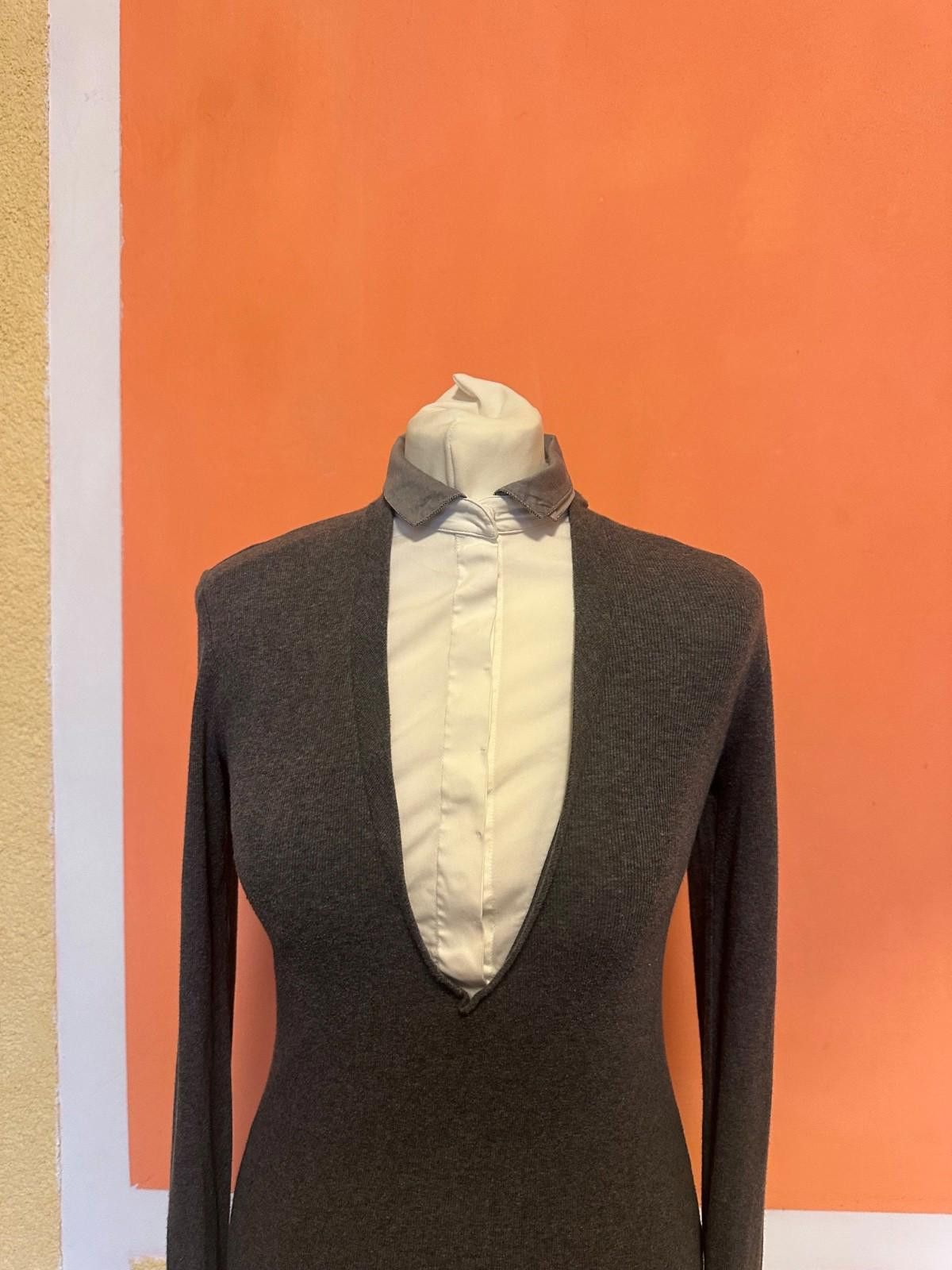 Brunello Cucinelli Brunello Cucinelli Monili Gray V-Neck Long Sleeves Top SZ M Size M / US 6-8 / IT 42-44 - 4 Thumbnail