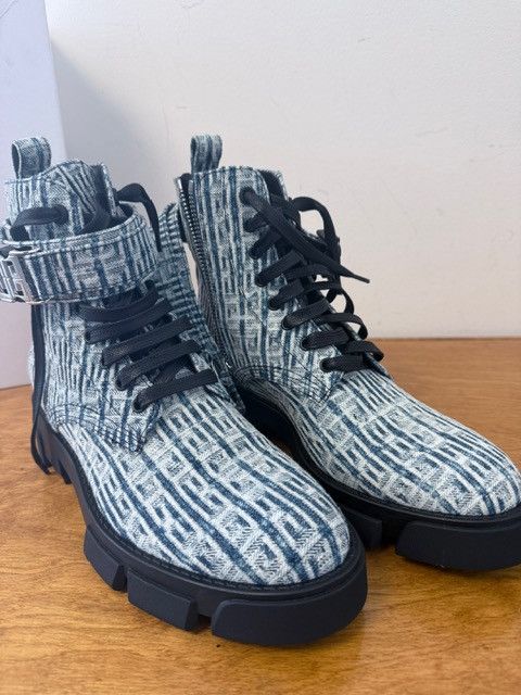 Givenchy Givenchy Terra 4G Monogram Combat Boots EU 40.5 NIB Size US 10.5 / IT 40.5 - 1 Thumbnail