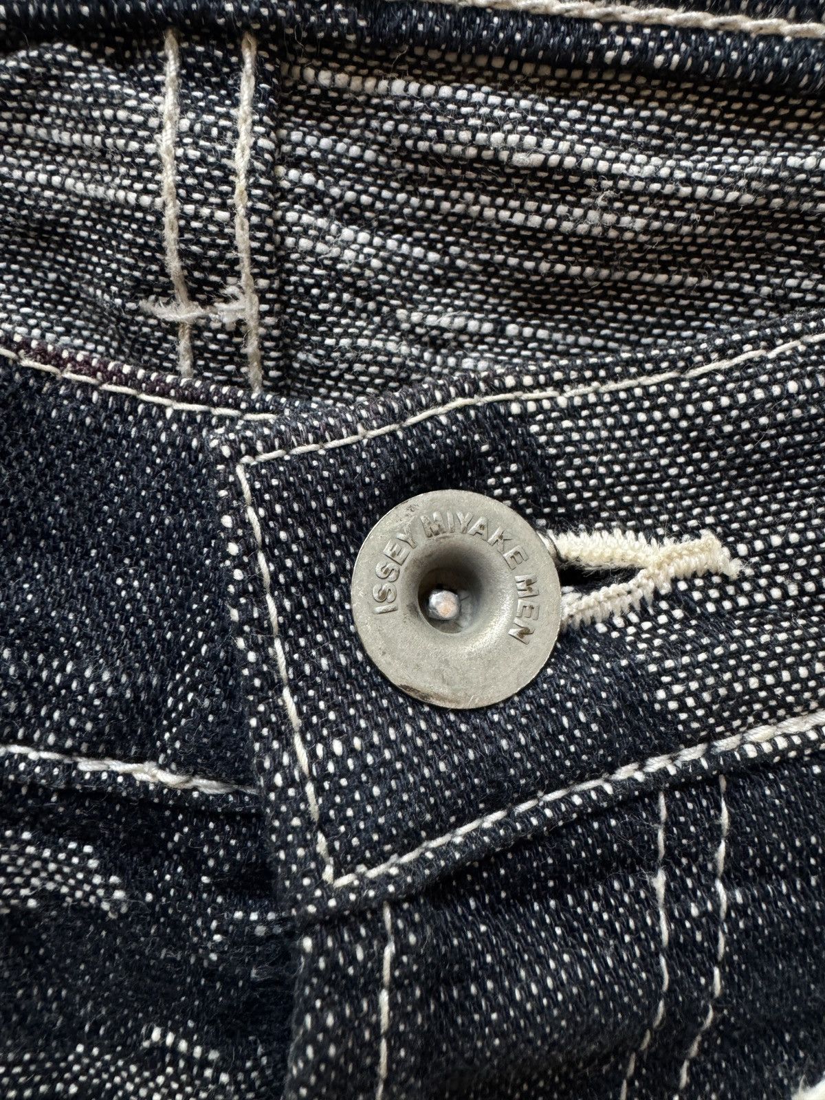 Issey Miyake AW2012 ISSEY MIYAKE APOC ABSTRACT CIRCLE GRAPHIC DENIM Size US 32 / EU 48 - 4 Thumbnail