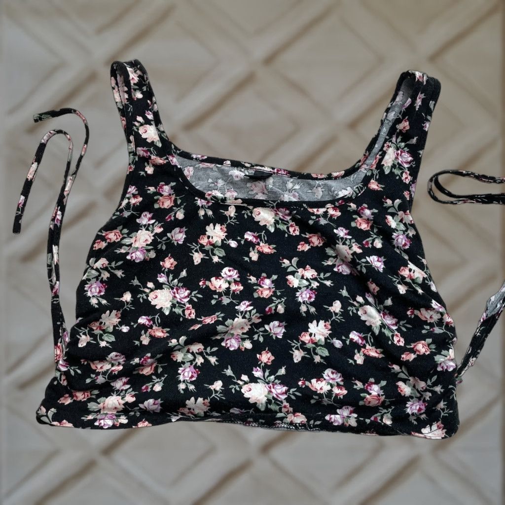 Shein SheIn Tank Top Cropped and Skirt Set Womens S Black Floral Stretch 2 Piece Size S / US 4 / IT 40 - 1 Thumbnail