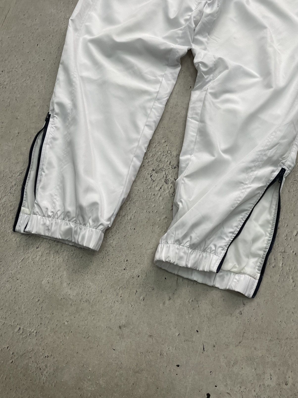 Lacoste Lacoste classic track swuit nylon jacket + pants streetwear Size US 36 / EU 52 - 9 Thumbnail