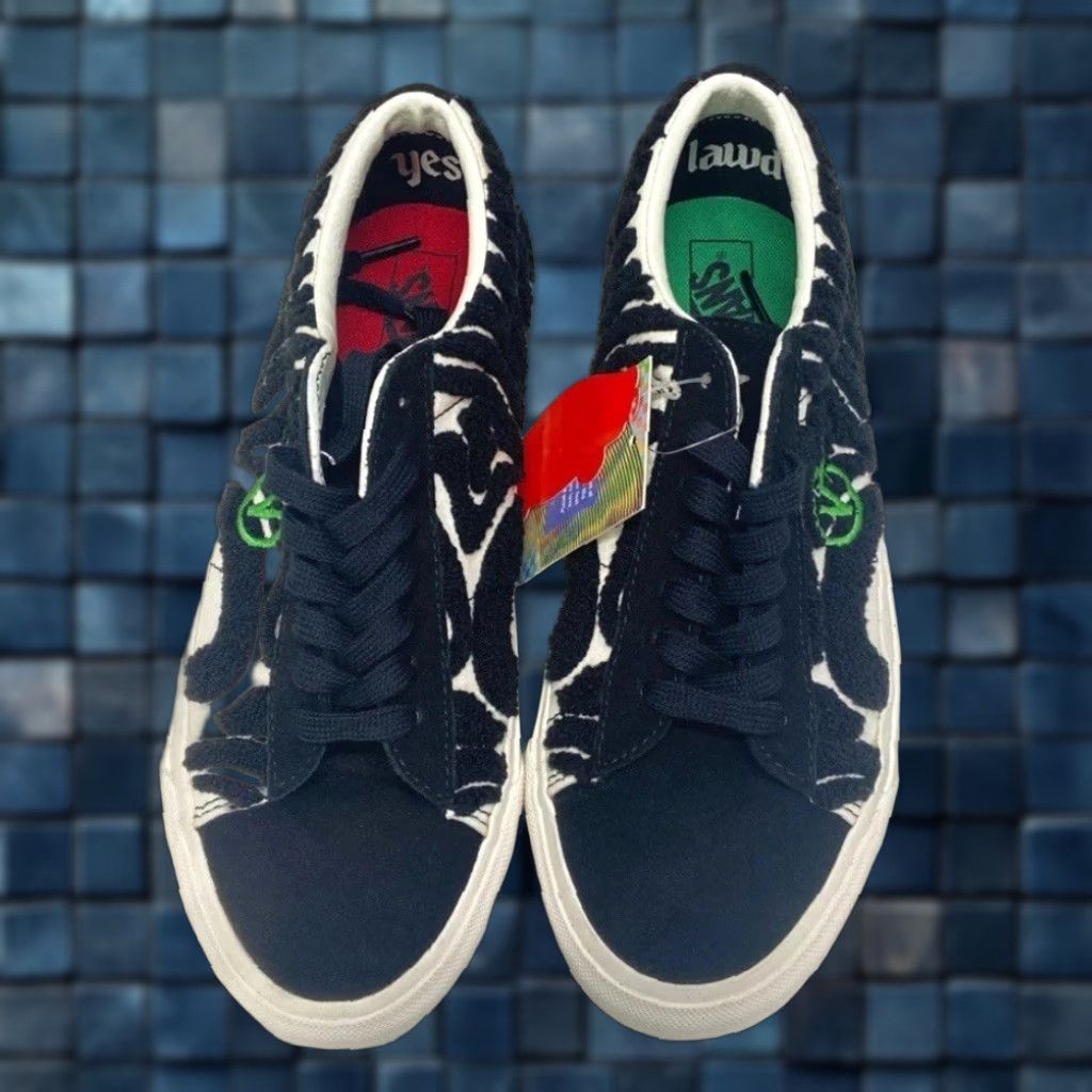 Vans VANS Sneakers Malibu 721278 Black White Men 6.5 Women 8 Casual Sneaker Size US 7 / IT 37 - 1 Thumbnail