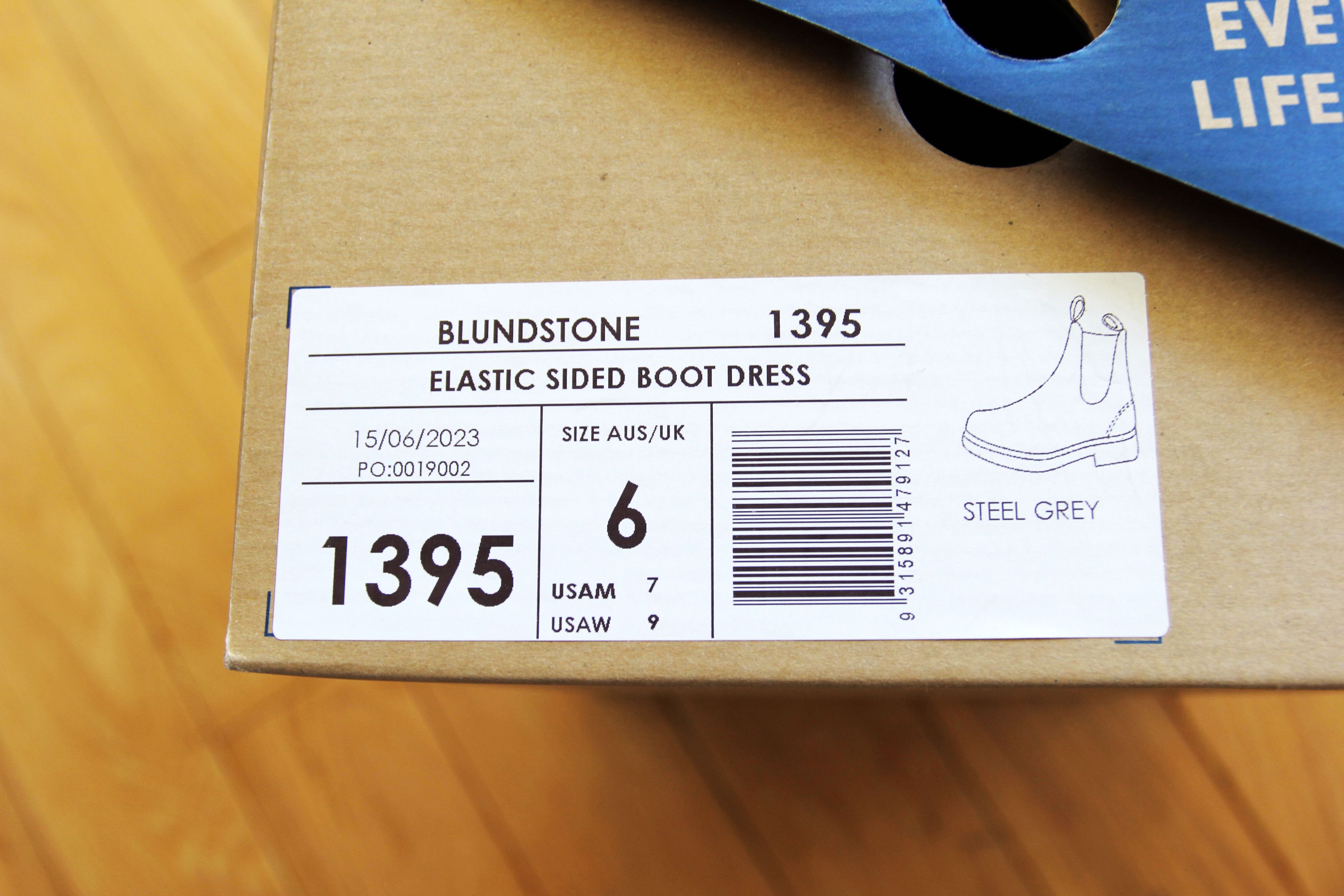 Blundstone BNWT AW23 BLUNDSTONE 1395 ELASTIC SIDED DRESS BOOTS 7 Size US 6 / EU 39 - 7 Thumbnail