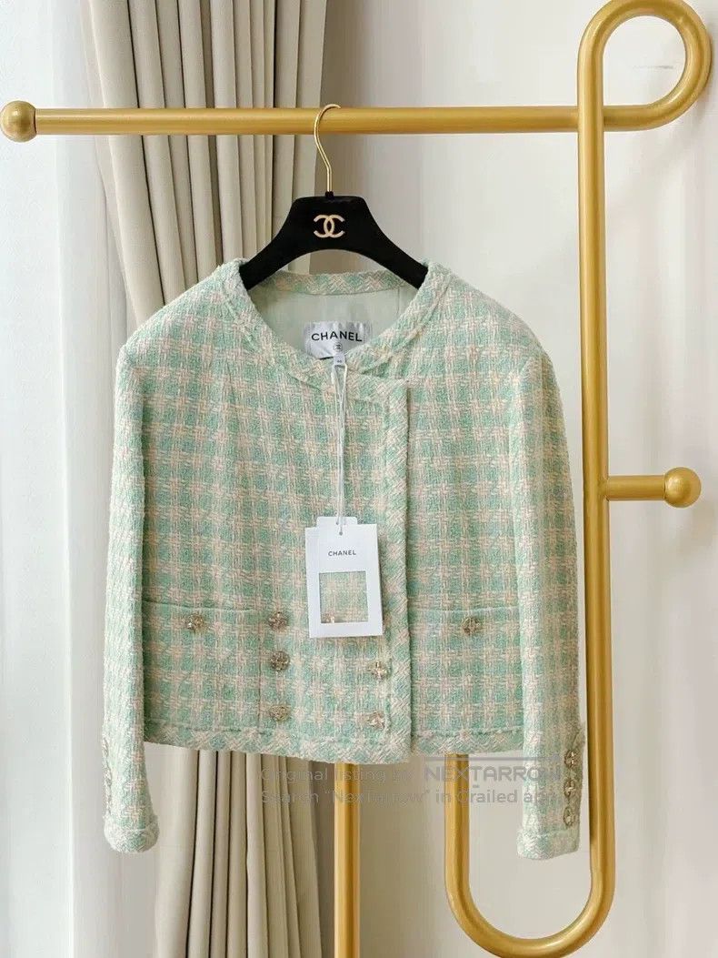 Chanel Chanel 23S mint green and white plaid double-breasted jack Size S / US 4 / IT 40 - 1 Thumbnail