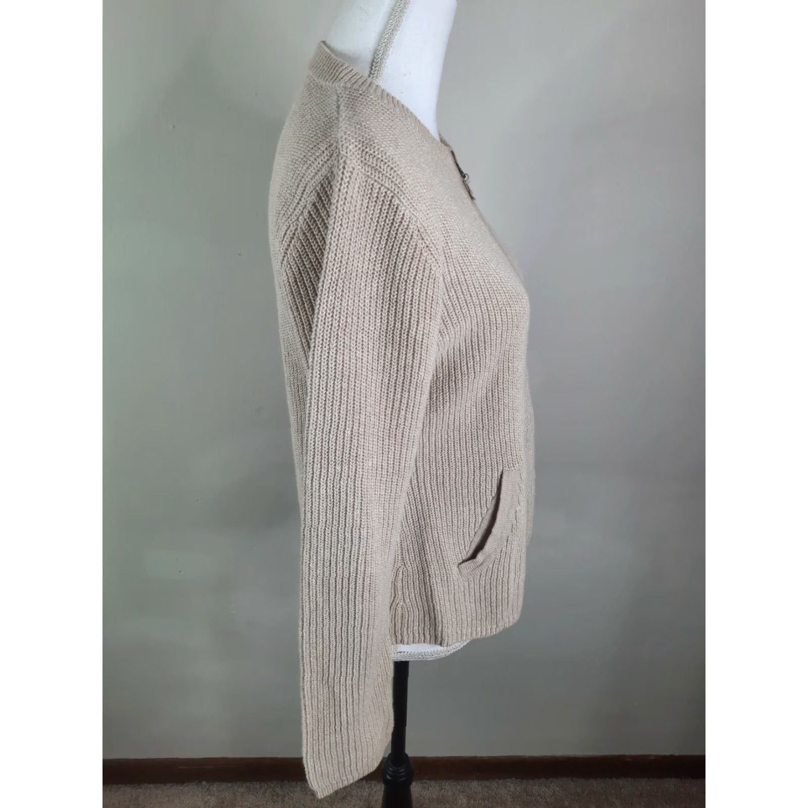 Vintage Woolrich Cardigan Sweater Jacket Full Zip Beige M Womens Woolrich Oat Mix Full Zip Beige S6C Size M / US 6-8 / IT 42-44 - 7 Thumbnail