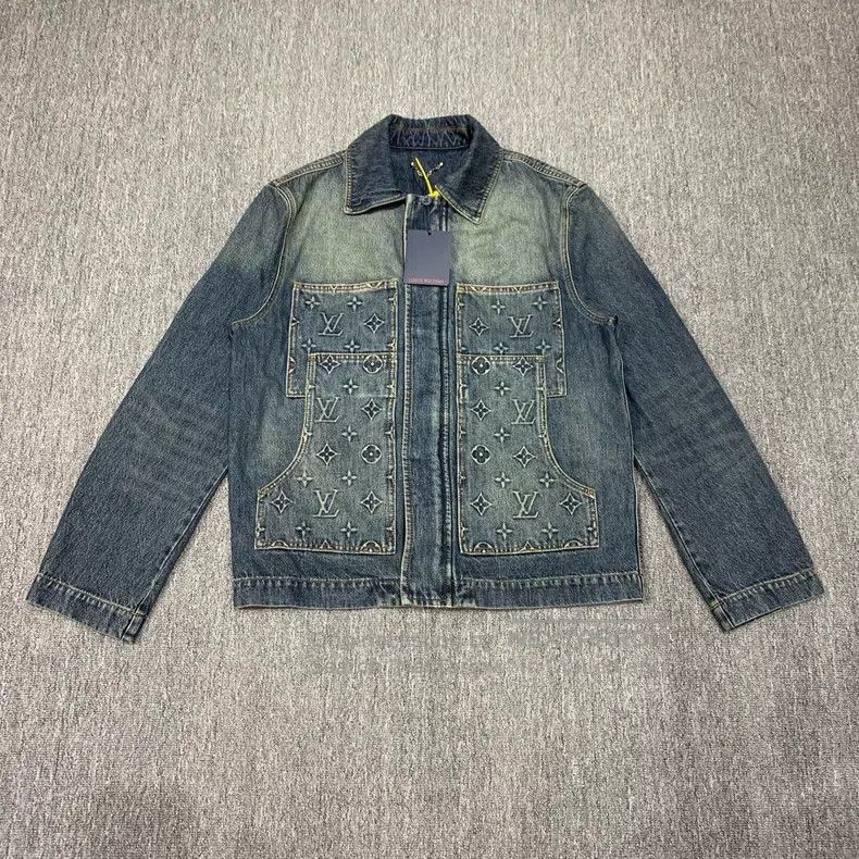 Louis Vuitton Louis Vuitton Pocket embossed presbyopic denim jacket Size US S / EU 44-46 / 1 - 1 Thumbnail
