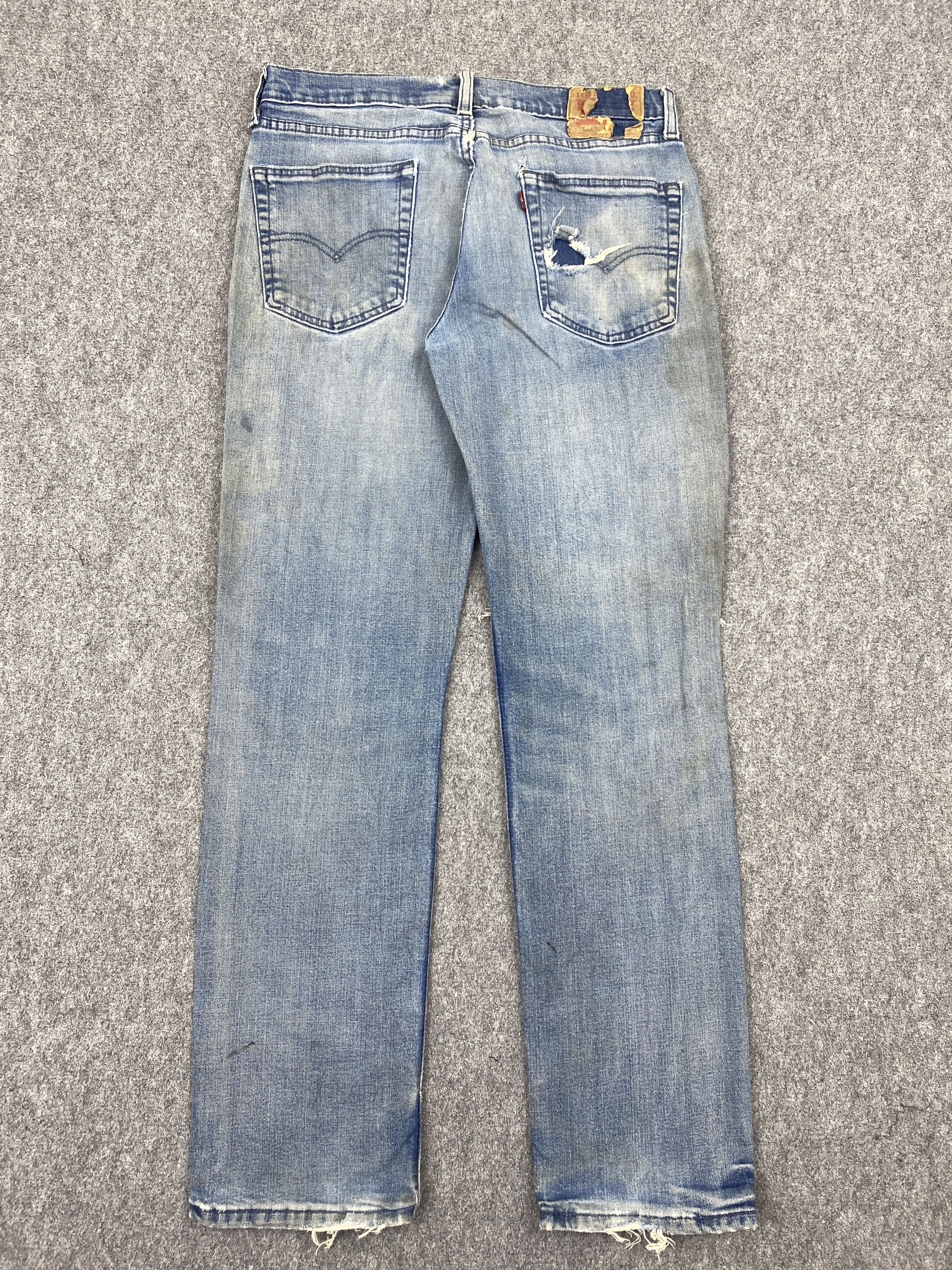 Levi's Distressed Vintage Levi's 514 Faded Blue Jeans DP2820 Size US 31 - 3 Thumbnail
