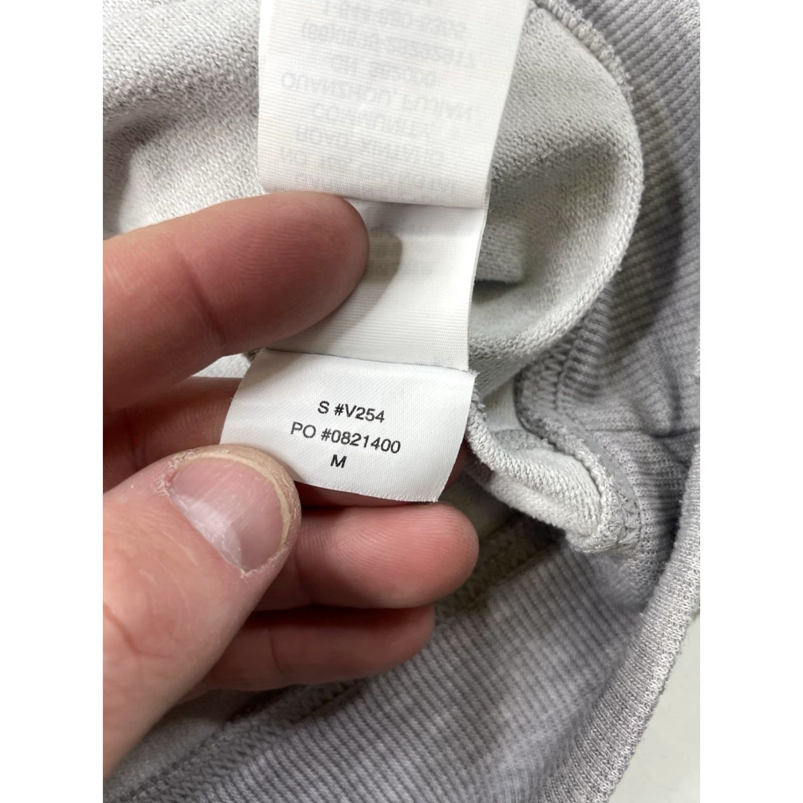 Vuori Vuori Hoodie Men M Pullover Dreamknit Soft Gray V254 Tight Fit Athletic Hooded Lightweight Logo Sleeves Long Knit Pattern Solid Vintage? Size US M / EU 48-50 / 2 - 8 Thumbnail