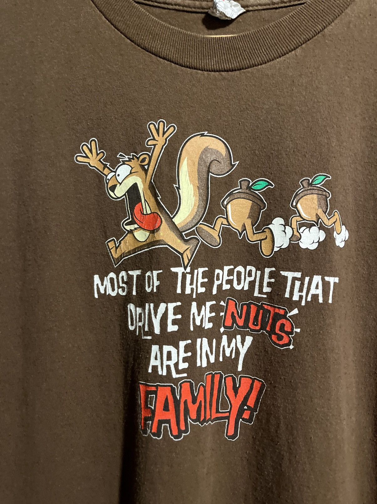 Vintage VINTAGE Y2K ADULT HUMOR "DRIVE ME NUTS” SQUIRREL T-SHIRT Size US L / EU 52-54 / 3 - 4 Thumbnail