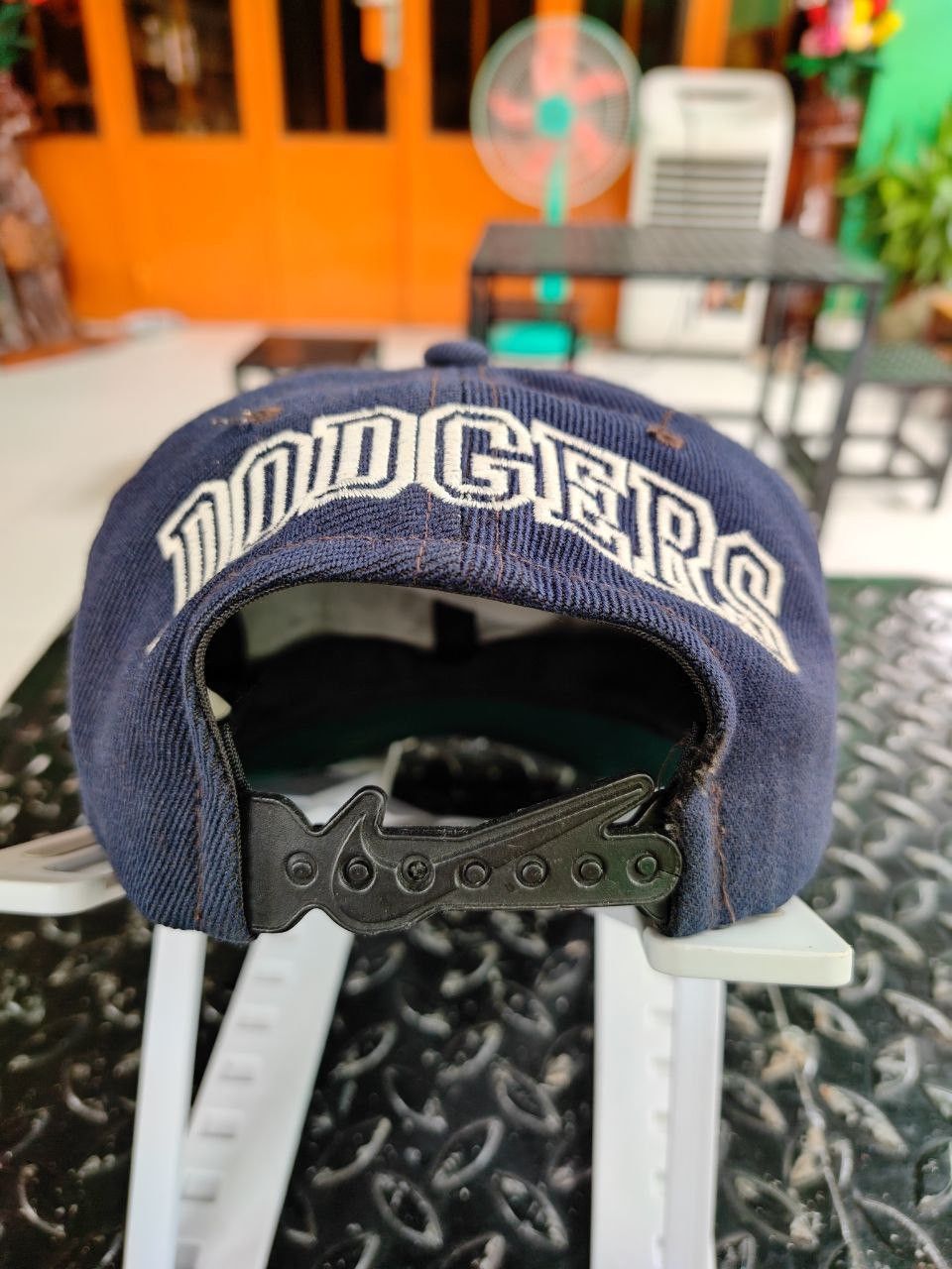 Nike Vintage Nike x Los Angeles Dodger Swoosh Snapback Hat Size ONE SIZE - 3 Thumbnail