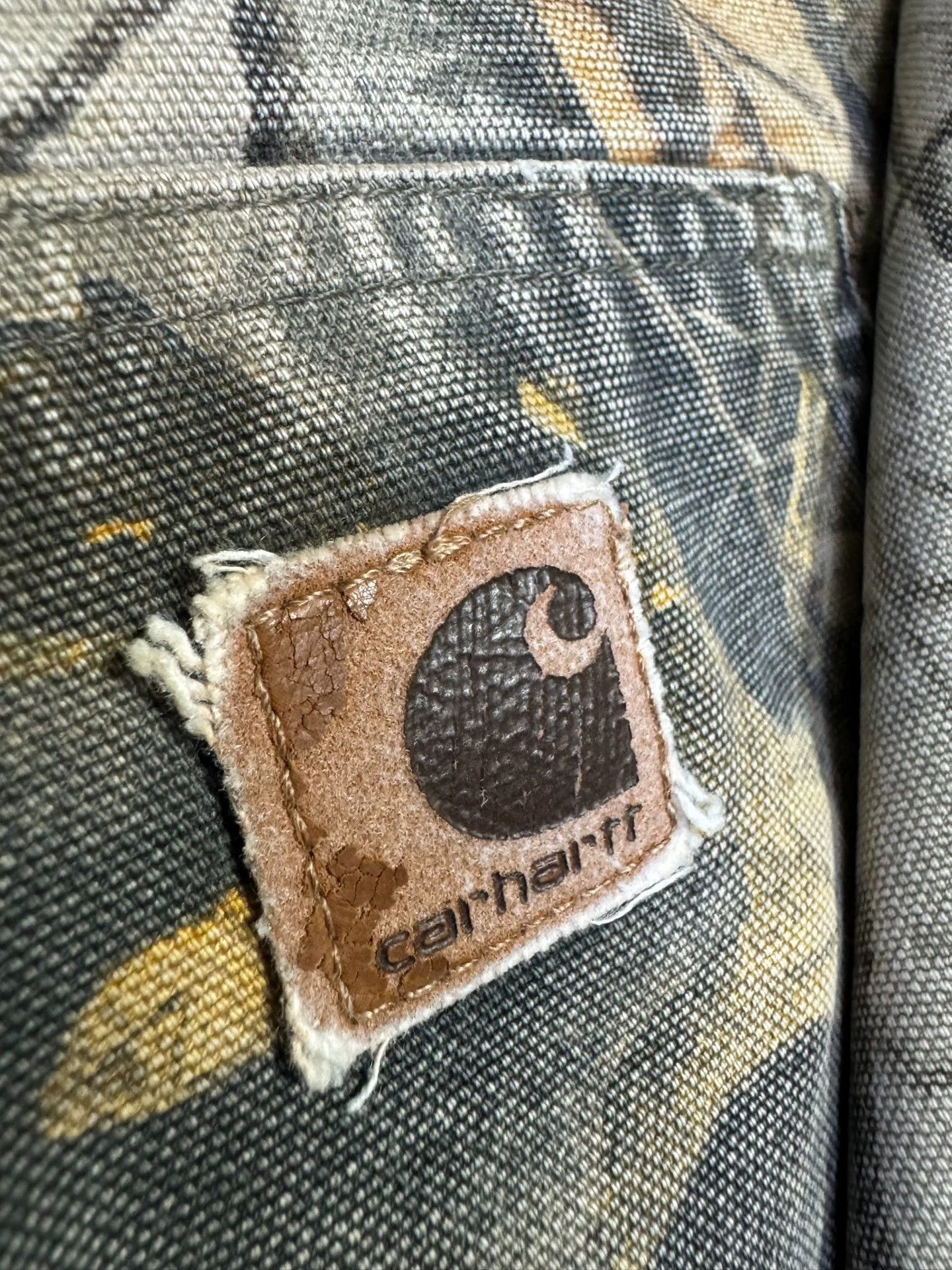 Carhartt Vintage Carhartt J143 CMO Camo 2XLT Hooded Work Jacket Size US XXL / EU 58 / 5 - 7 Thumbnail