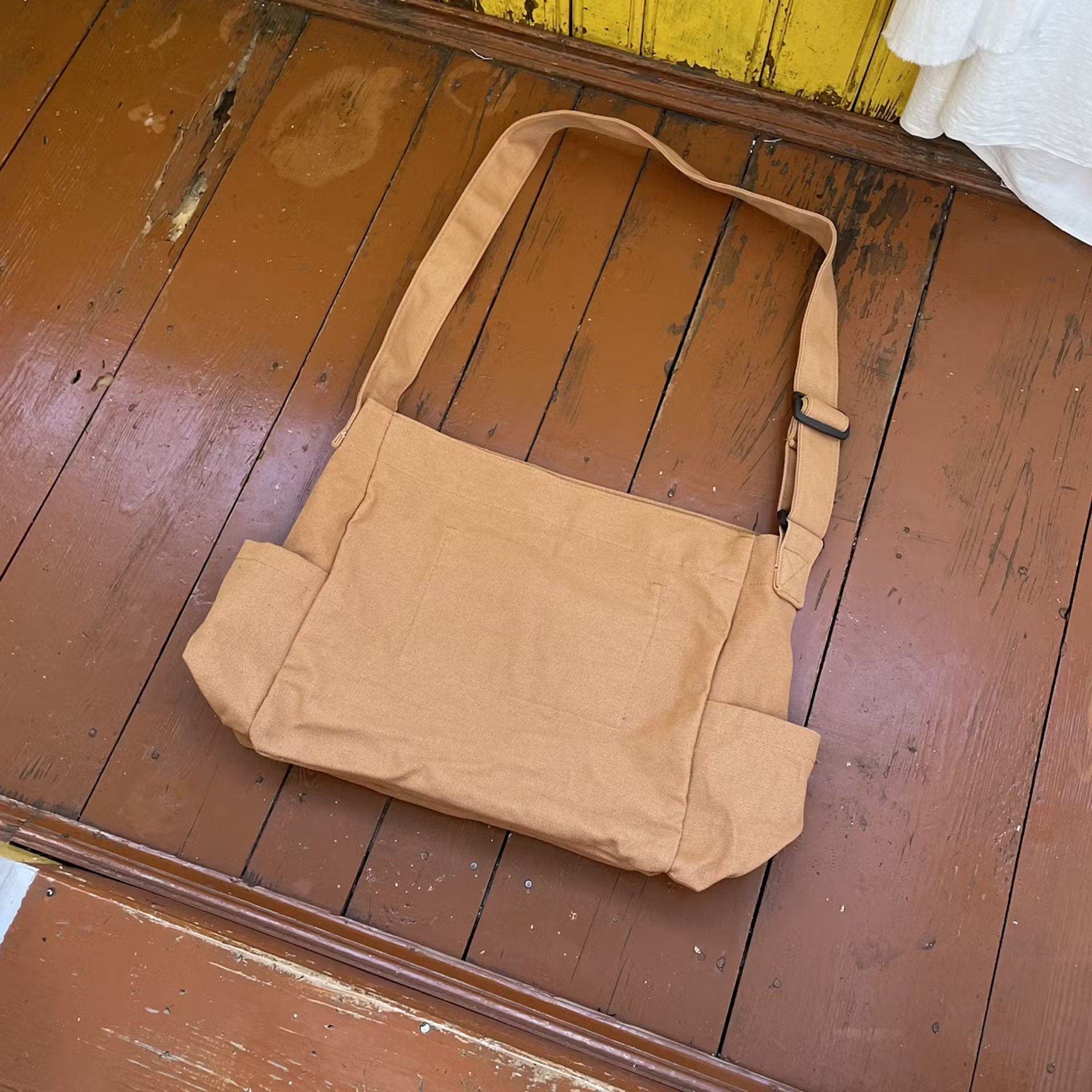 Other Sling Crossbody Bag y2k japanese style faded distressed Size ONE SIZE - 5 Thumbnail