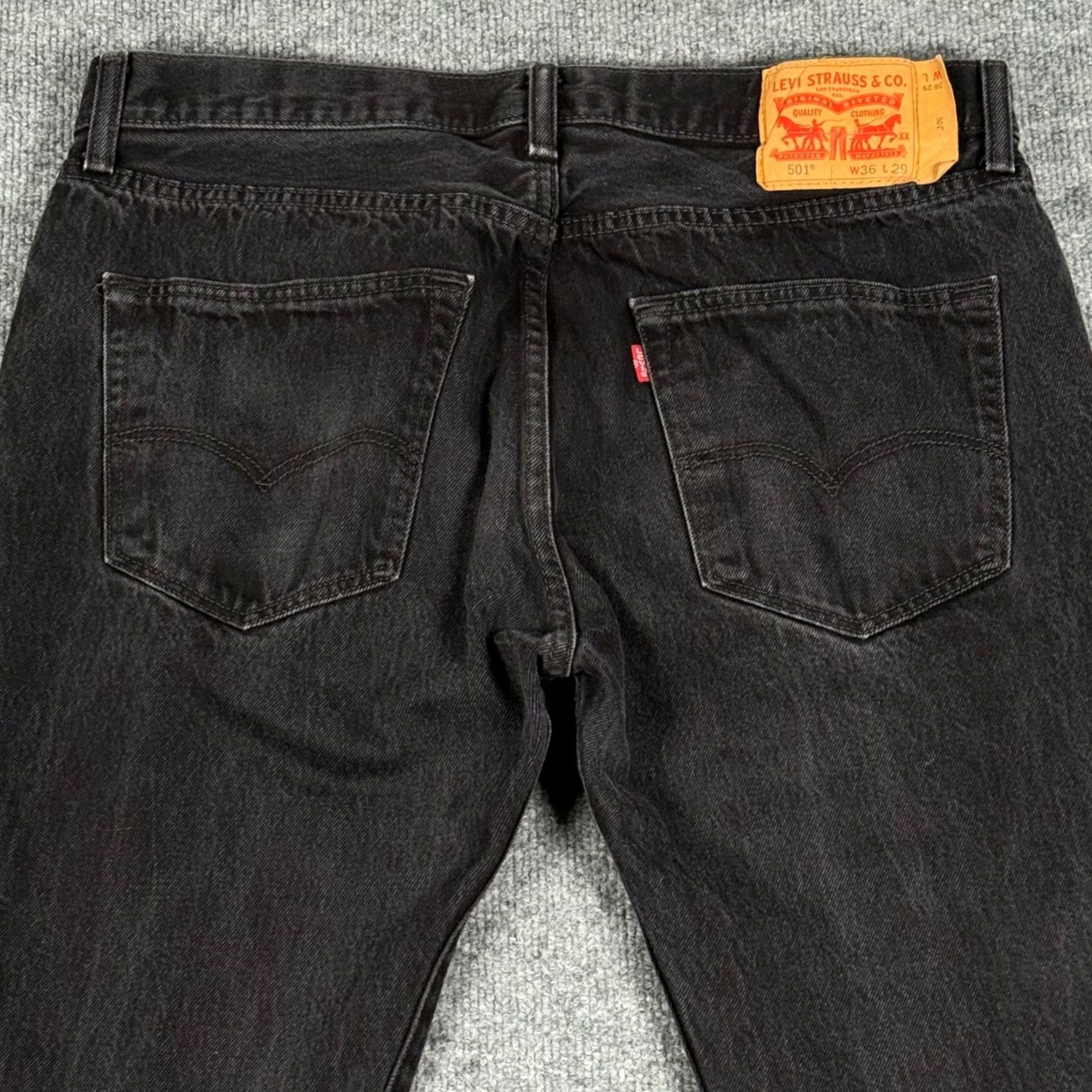 Levi's Vintage Levi's 501 Jeans Mens Denim Straight Leg Button Fly Black 34x28 Regular Fit 501 XX W34 L28 Retro Y2K Vintage Size US 34 / EU 50 - 5 Thumbnail