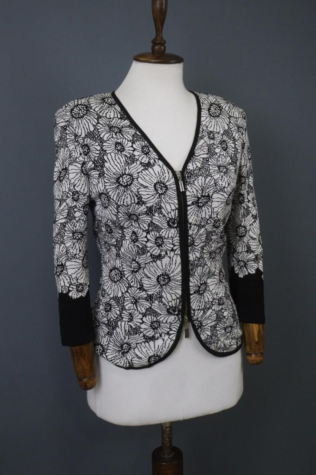 Designer Stizzoli Black White Floral Viscose Knitted Cardigan Size 42 Size M / US 6-8 / IT 42-44 - 8 Thumbnail