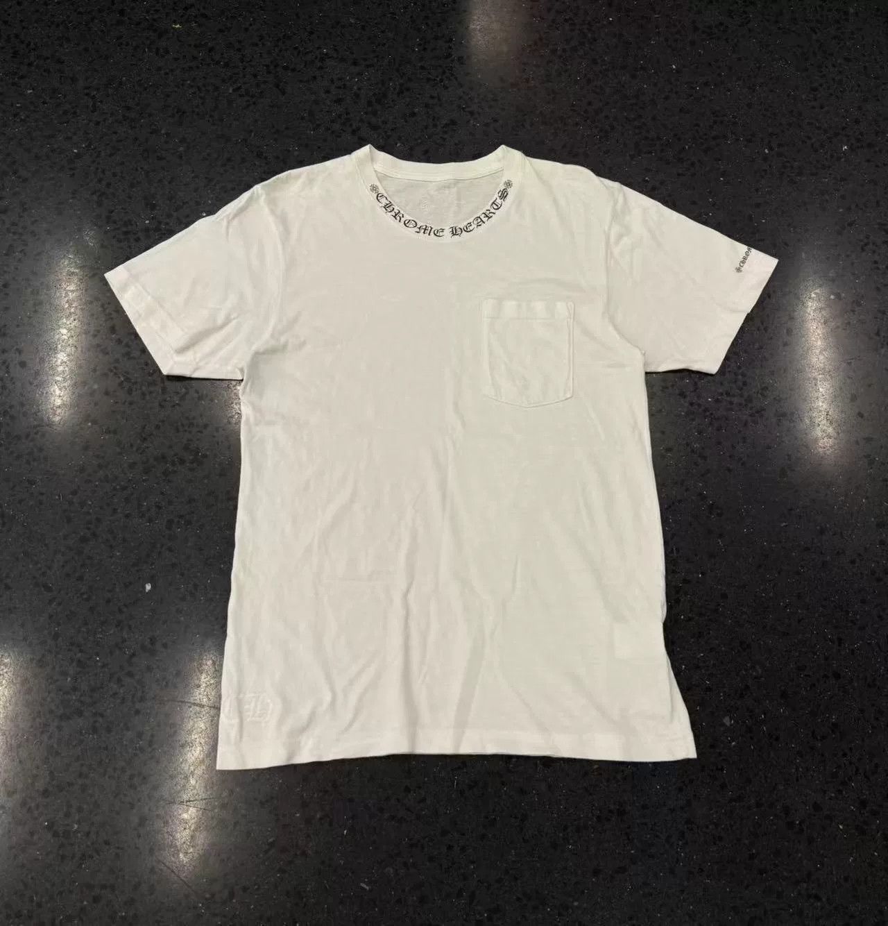 Chrome Hearts Chrome Hearts White Short-Sleeve Sanskrit Print Size US M / EU 48-50 / 2 - 1 Thumbnail