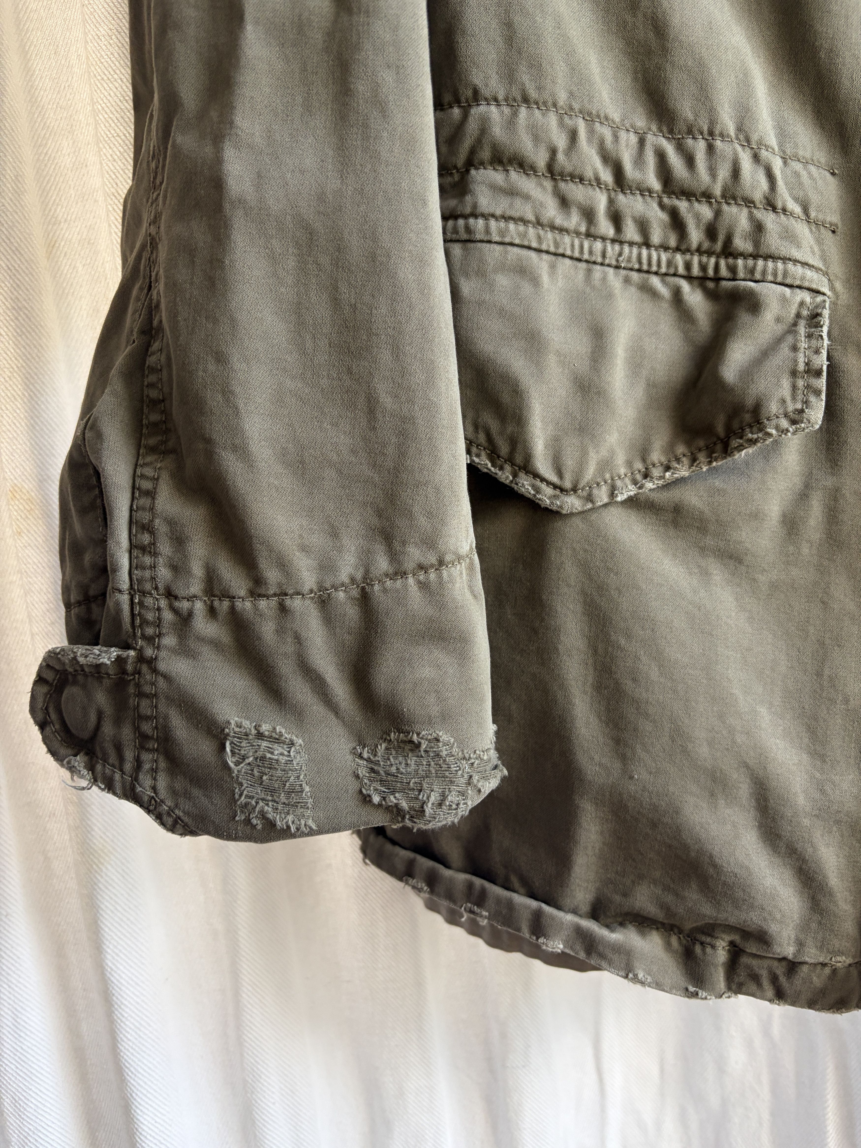 Balmain SS11 Distressed M65 Military Parka Size US M / EU 48-50 / 2 - 4 Thumbnail