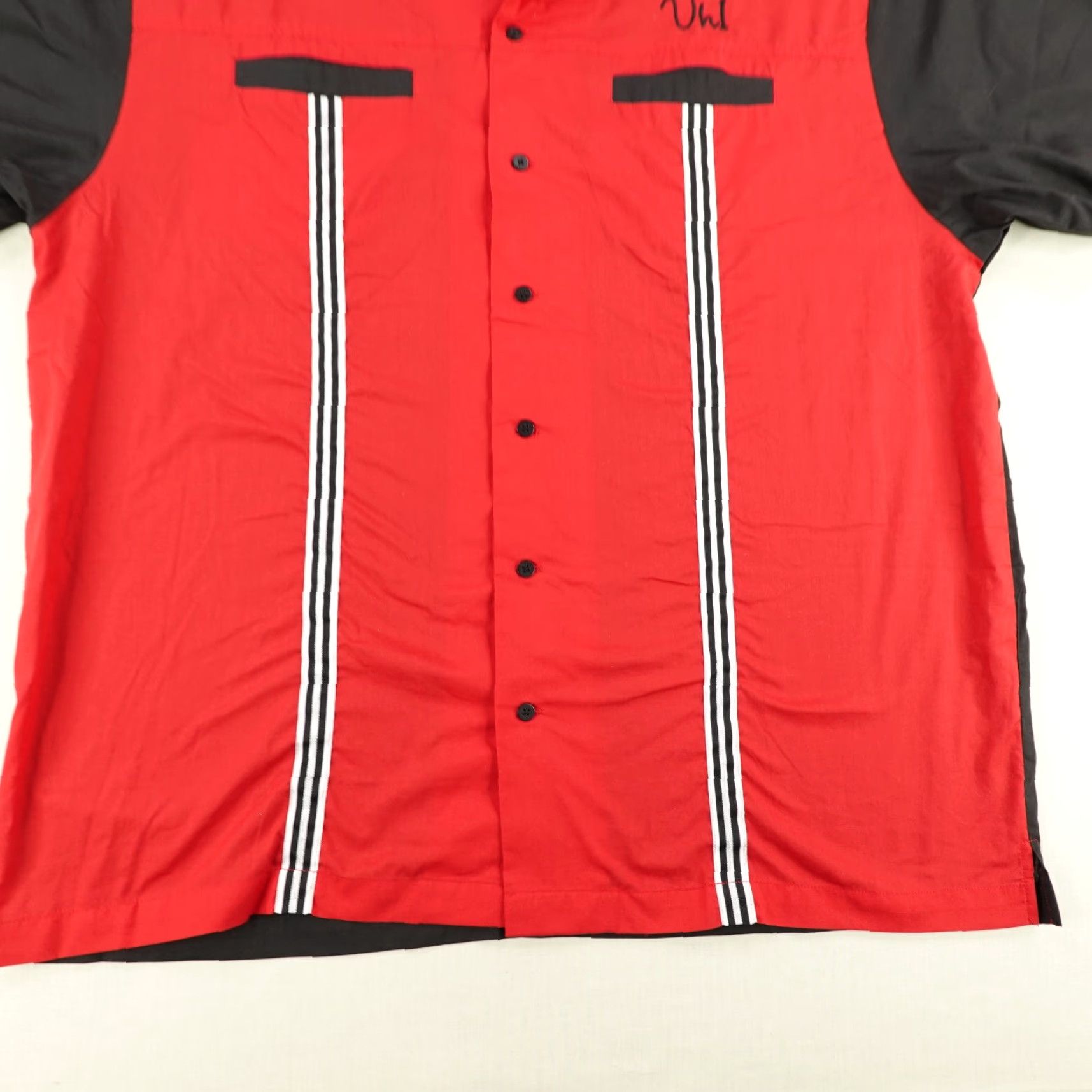 Vintage Hilton Mens XL Red Black Retro VH1 Rockabilly Button Up Shirt Size US XL / EU 56 / 4 - 4 Thumbnail
