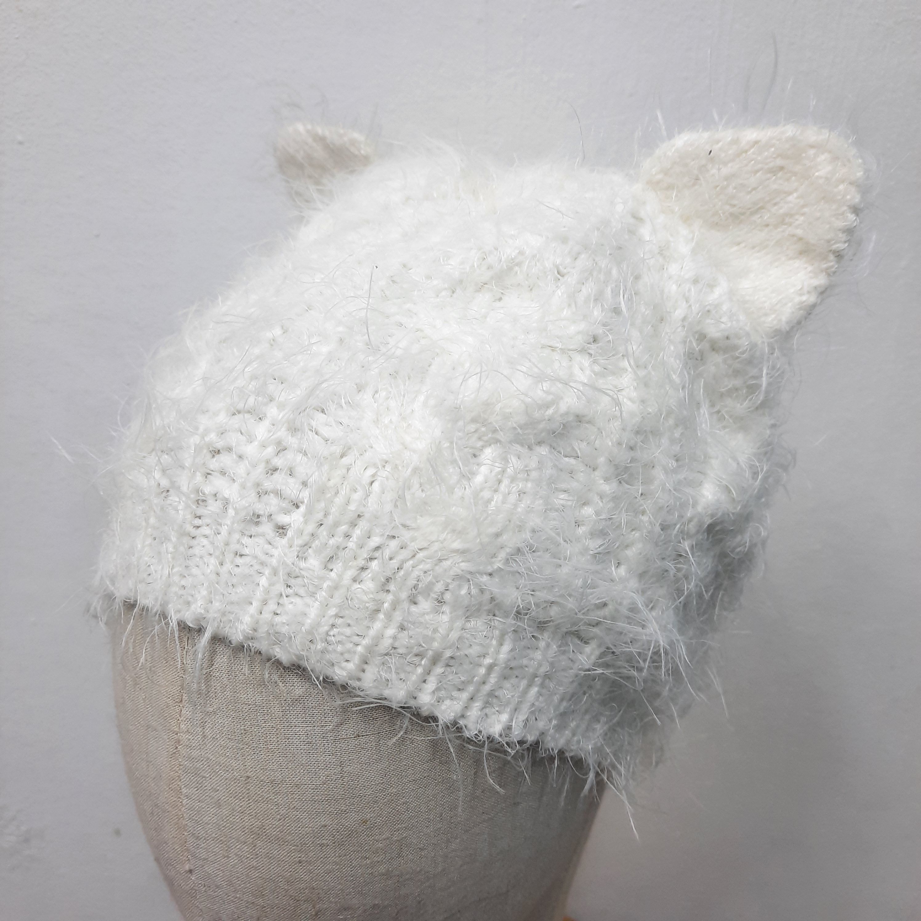 Japanese Brand 💥 Japanese harajuku style davil horn fur beanie hat Size ONE SIZE - 3 Thumbnail