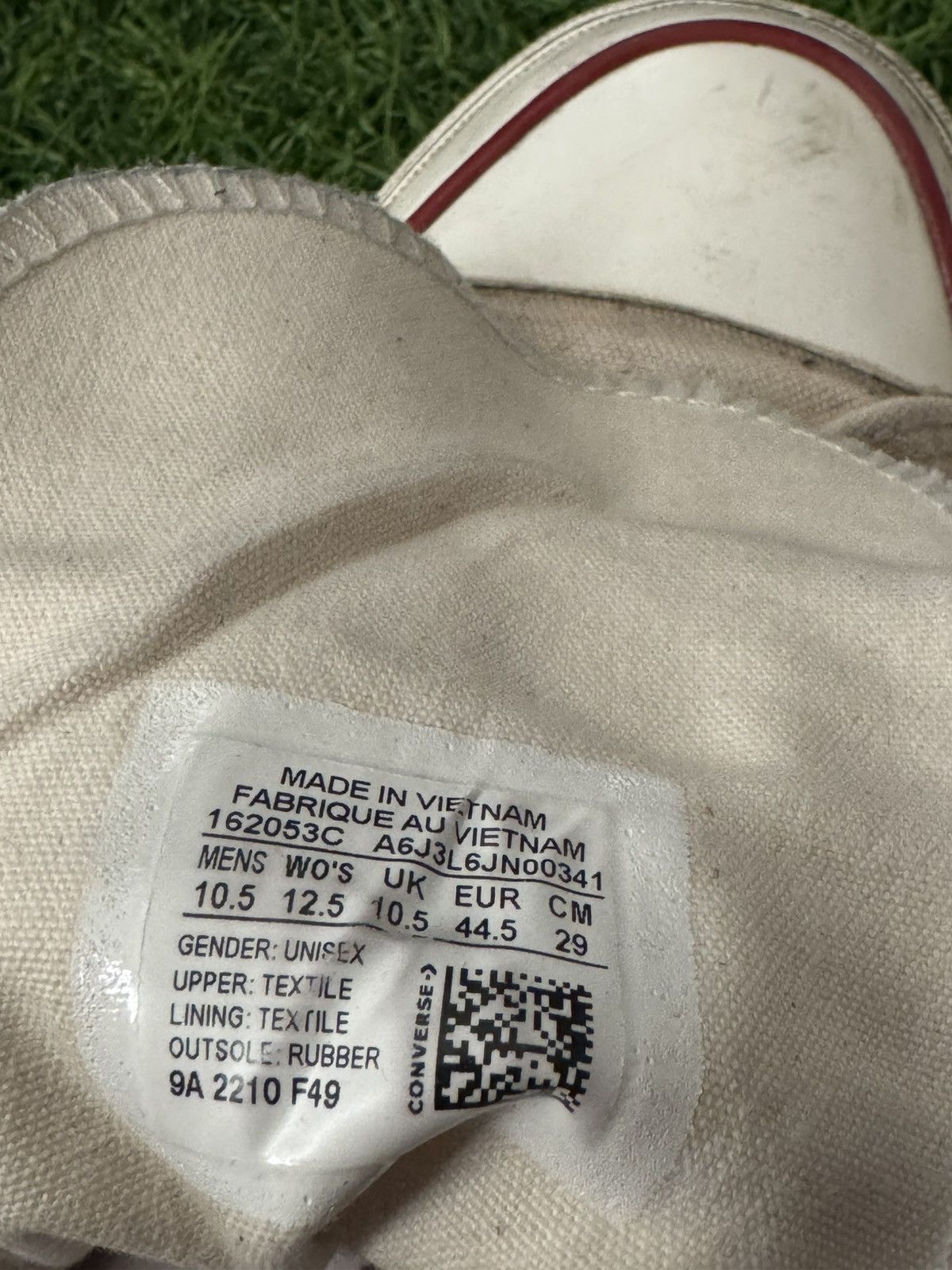 Converse CONVERSE CHUCK 70 HIGH PARCHMENT SNEAKERS Size US 10.5 / EU 43-44 - 5 Thumbnail