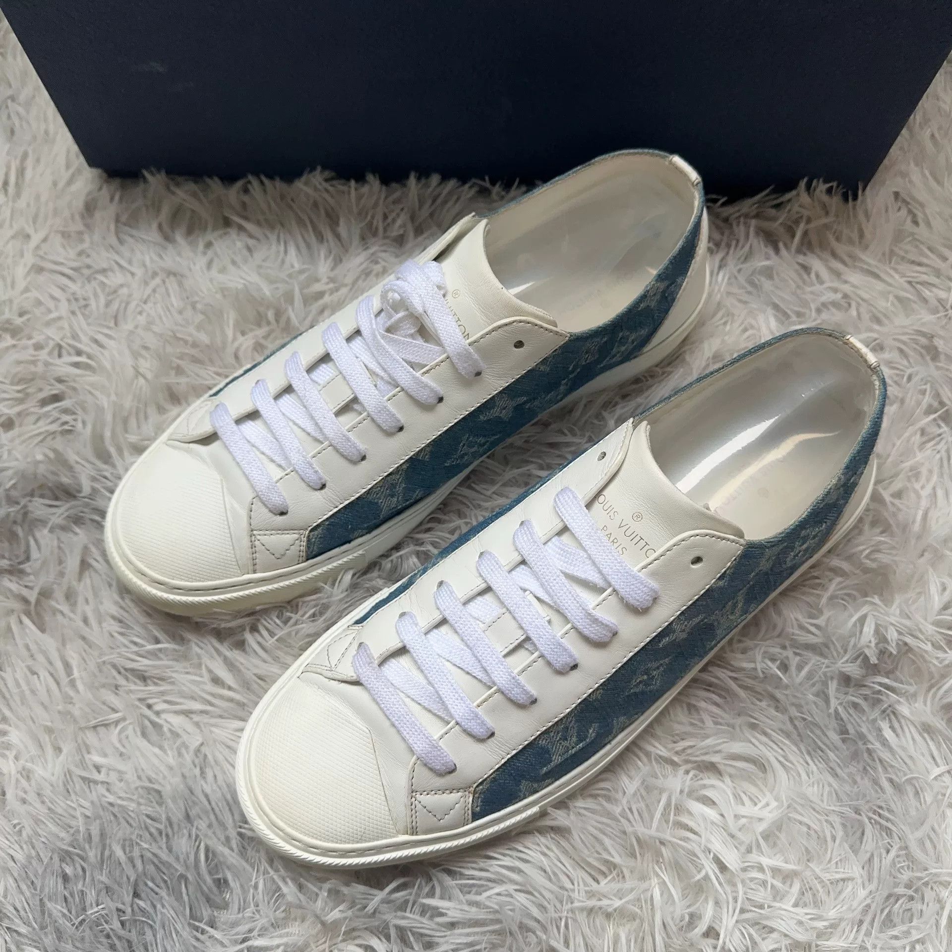 Louis Vuitton Louis Vuitton Denim Lowtop Sneakers 7.5 Men Size US 7.5 / EU 40-41 - 1 Thumbnail
