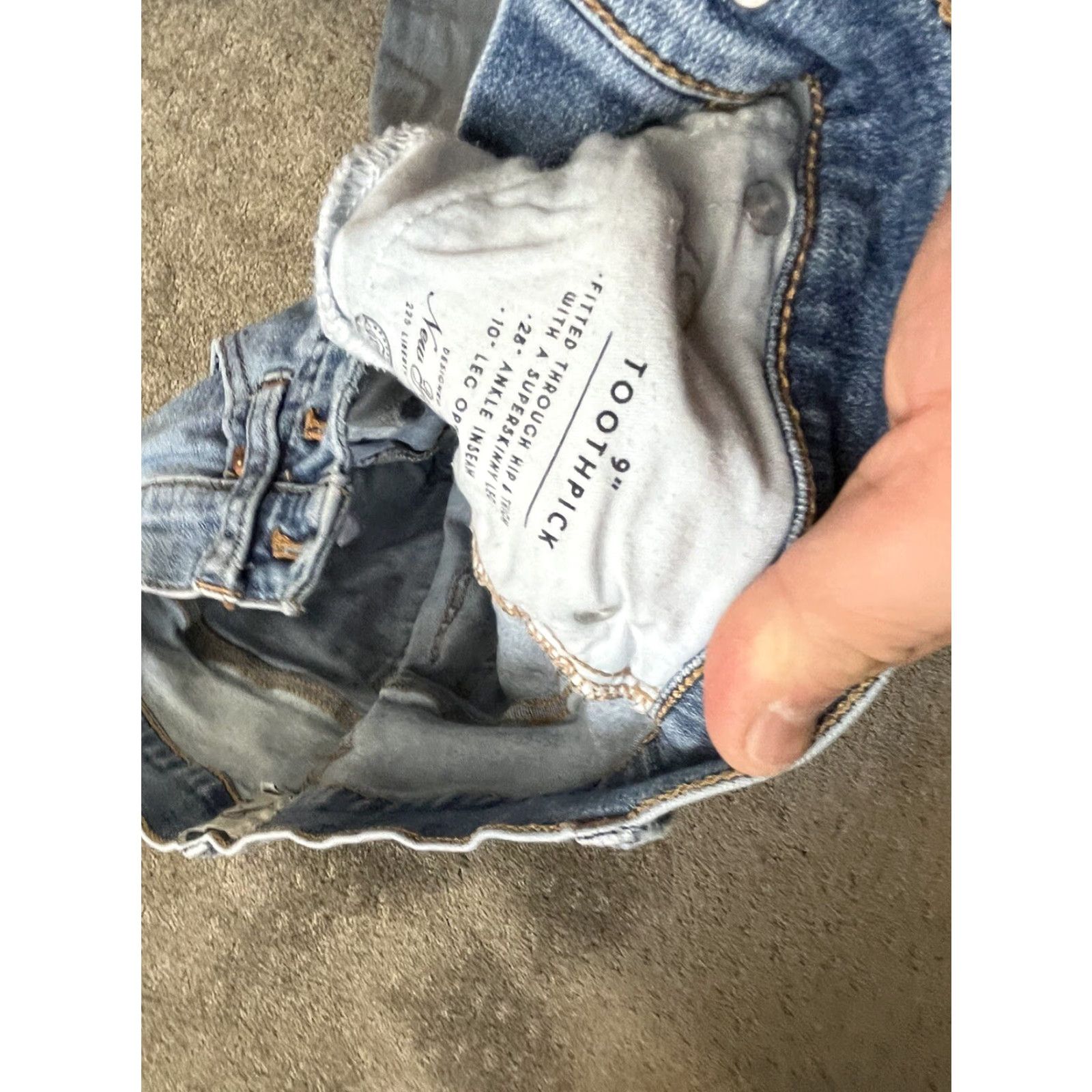 J.Crew JCrew Jeans Women’s 9-inch High Rise Toothpick Skinny Size 24 Blue Cotton Blend 28 in Inseam Slim Regular Pockets Zipper Button N/A Size 42" / US 20 - 6 Thumbnail