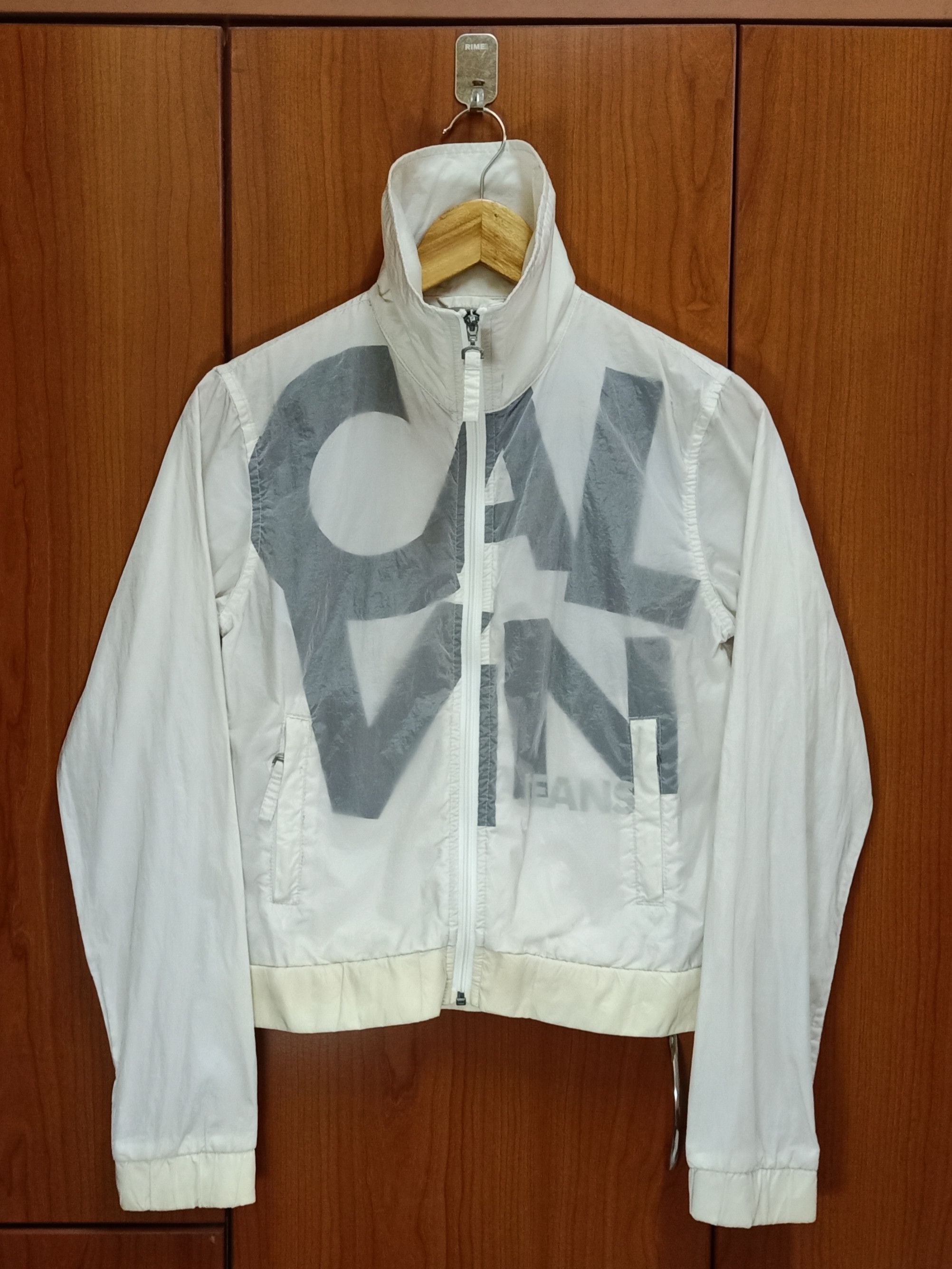 Calvin Klein CALVIN KLIEN JEANS Transparent Big Logo Windbreaker Jacket. Size S / US 4 / IT 40 - 2 Thumbnail