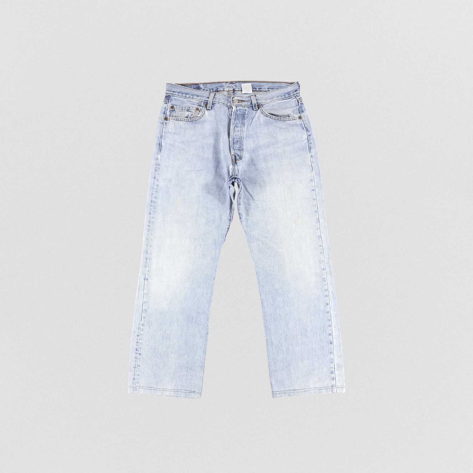 Levi's × Vintage Vintage 90s Light Wash Levis 501 Jeans-JM1020 Size US 34 / EU 50 - 1 Thumbnail