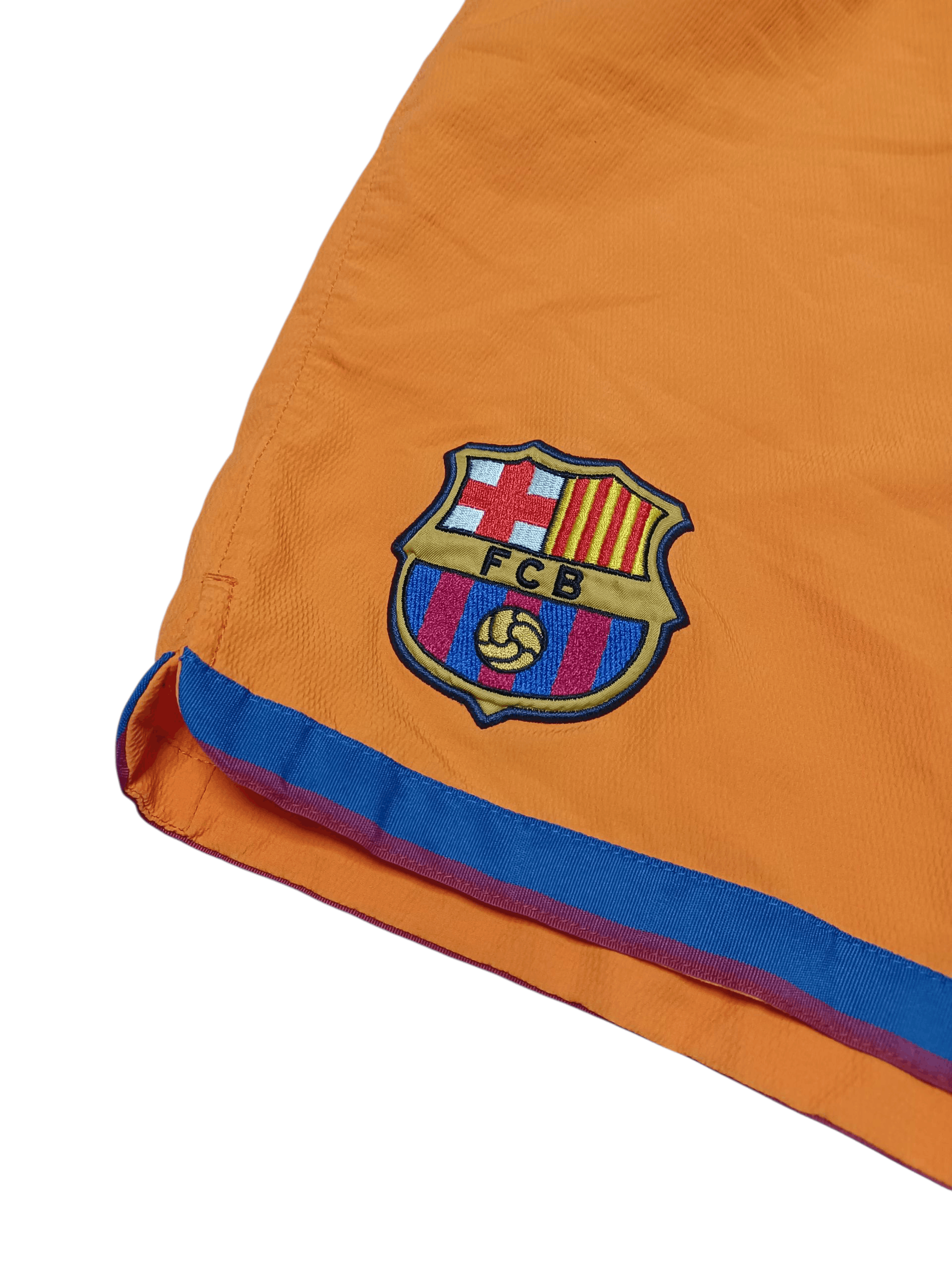 Nike NIKE FC BARCELONA VINTAGE 2006 NYLON SOCCER SHORTS BARCA Size US 34 / EU 50 - 2 Thumbnail