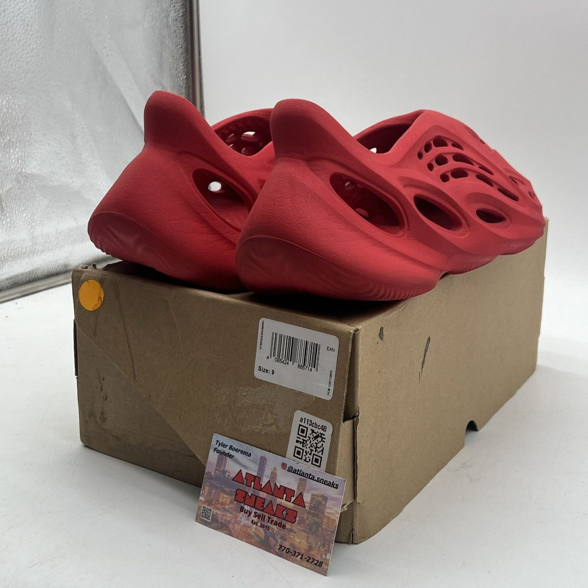 Adidas Yeezy foam runner vermillion Size US 9 / EU 42 - 5 Thumbnail