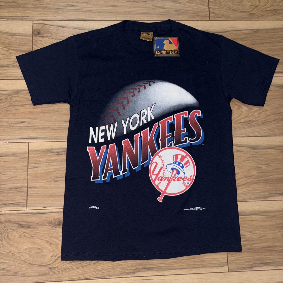 Nutmeg Vintage Deadstock New York Yankees T Shirt Size US M / EU 48-50 / 2 - 2 Thumbnail