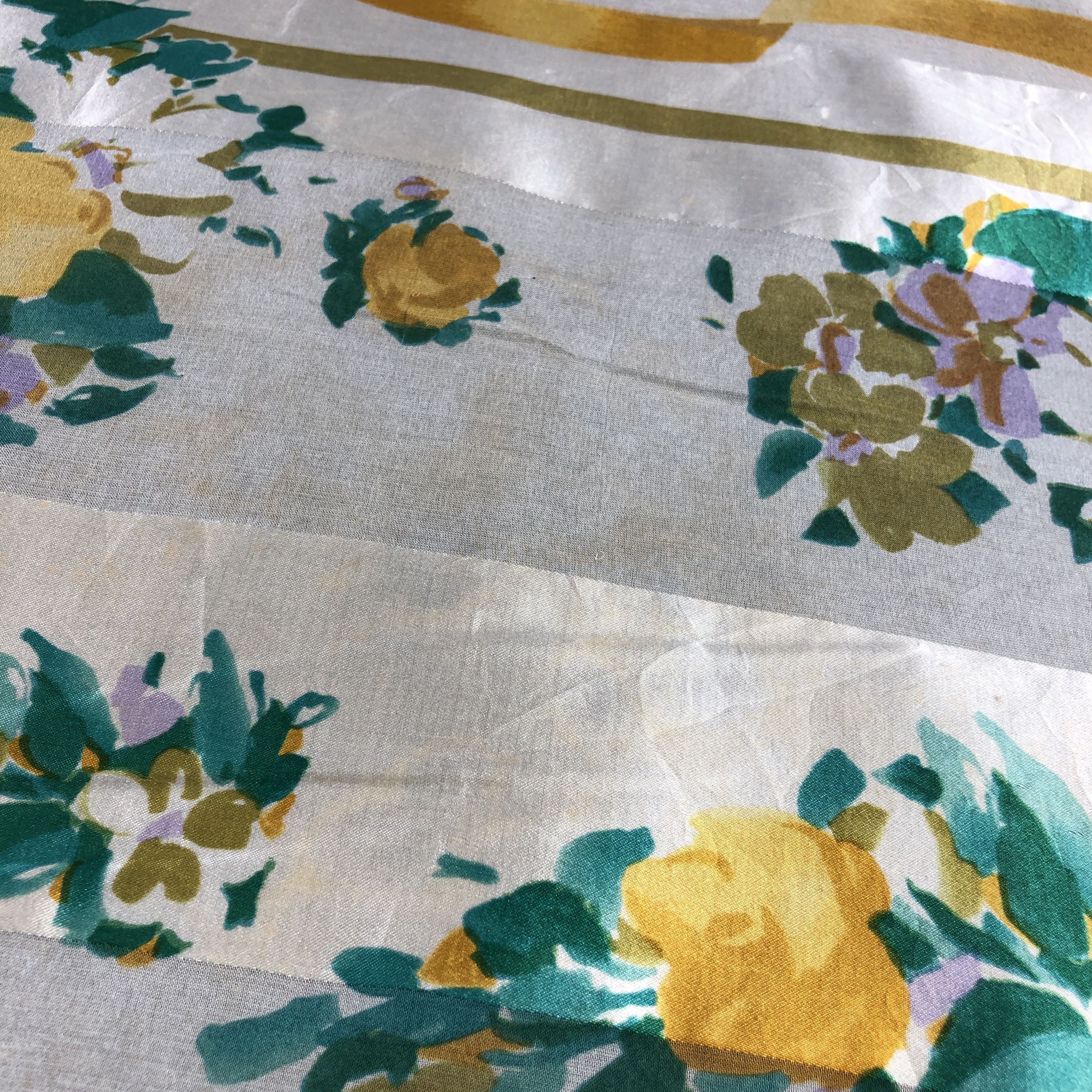 Pierre Balmain Vintage Pierre Balmain Floral Silk Scarf M1213 Size ONE SIZE - 11 Thumbnail