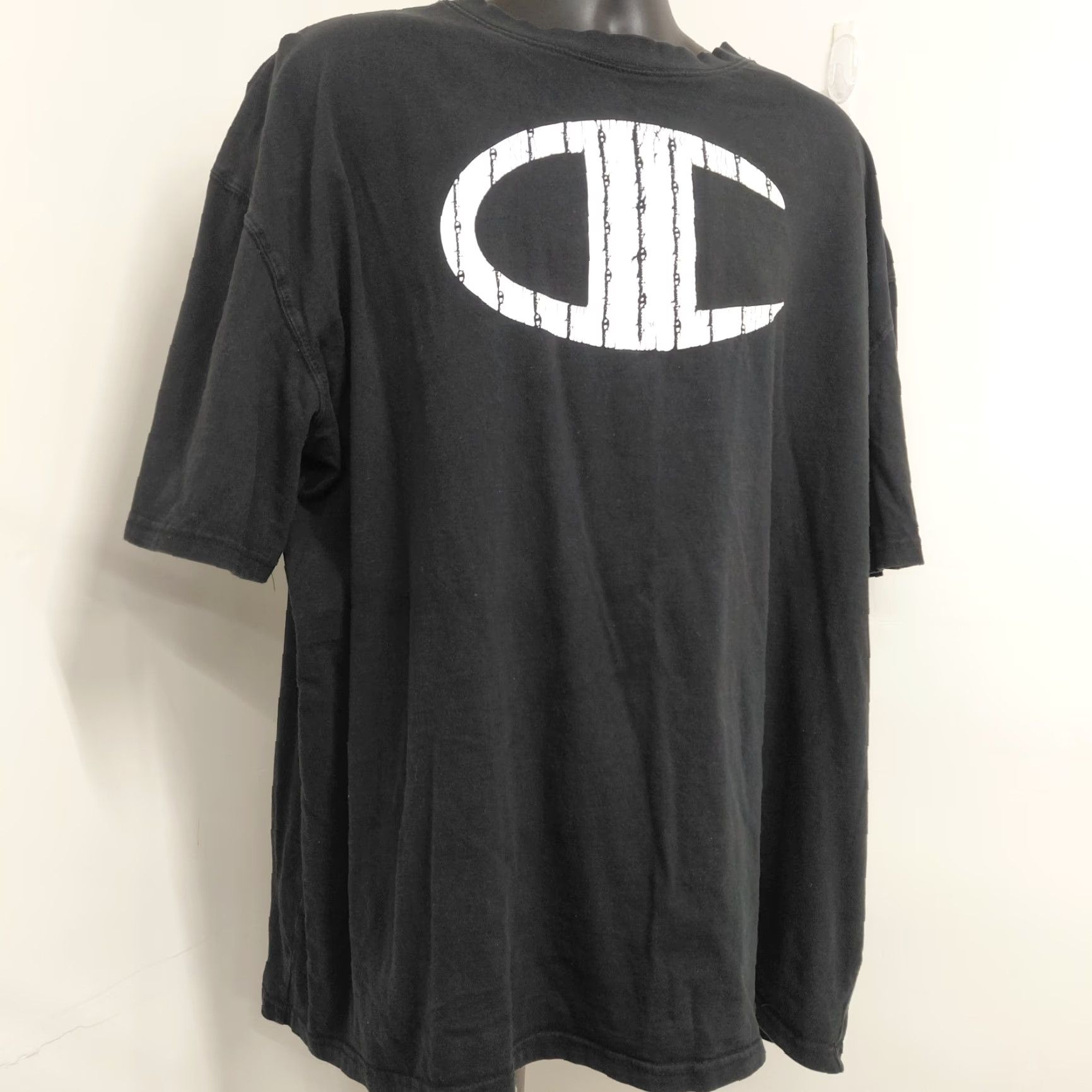 Champion Champion T-Shirt Men 3XL Black Short Sleeve Graphic Athletic Crew Neck Logo Vintage? No Size US XXL / EU 58 / 5 - 2 Thumbnail