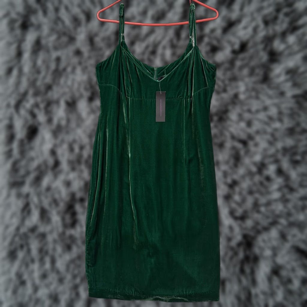 Velvet VINTAGE Suzanne Somers Emerald Green Velvet Slip Dress 10 Women Knee Length Party Cocktail Sleeveless V-Neck Strappy Adjustable Lined Zip Womens Size L / US 10 / IT 46 - 1 Thumbnail