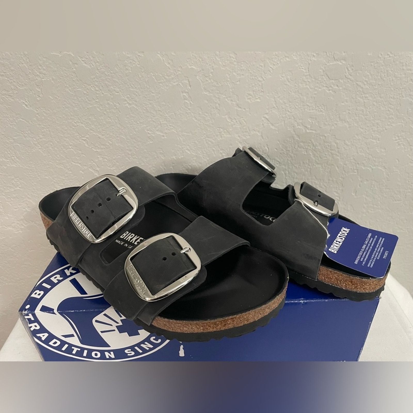 Birkenstock Arizona Big Buckle in Black - Size 41
