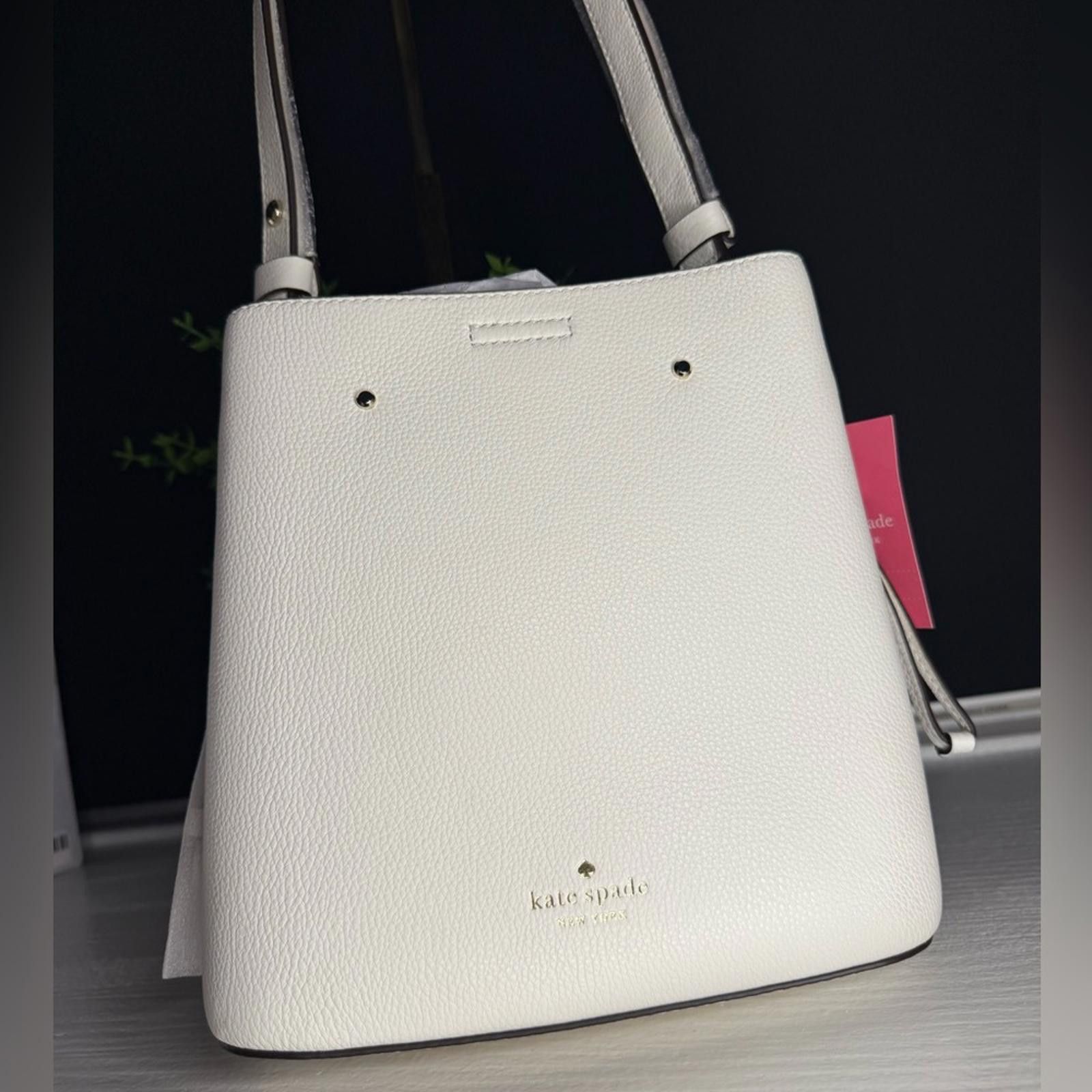 Kate Spade Kate Spade Small Bucket Bag White Dove Leather NWT Size ONE SIZE - 4 Thumbnail