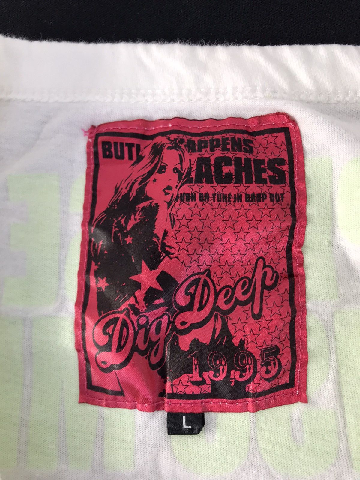 Japanese Brand Dig Deep 1995 Humor Big Lady Graphic Printed Te Size S / US 4 / IT 40 - 5 Thumbnail